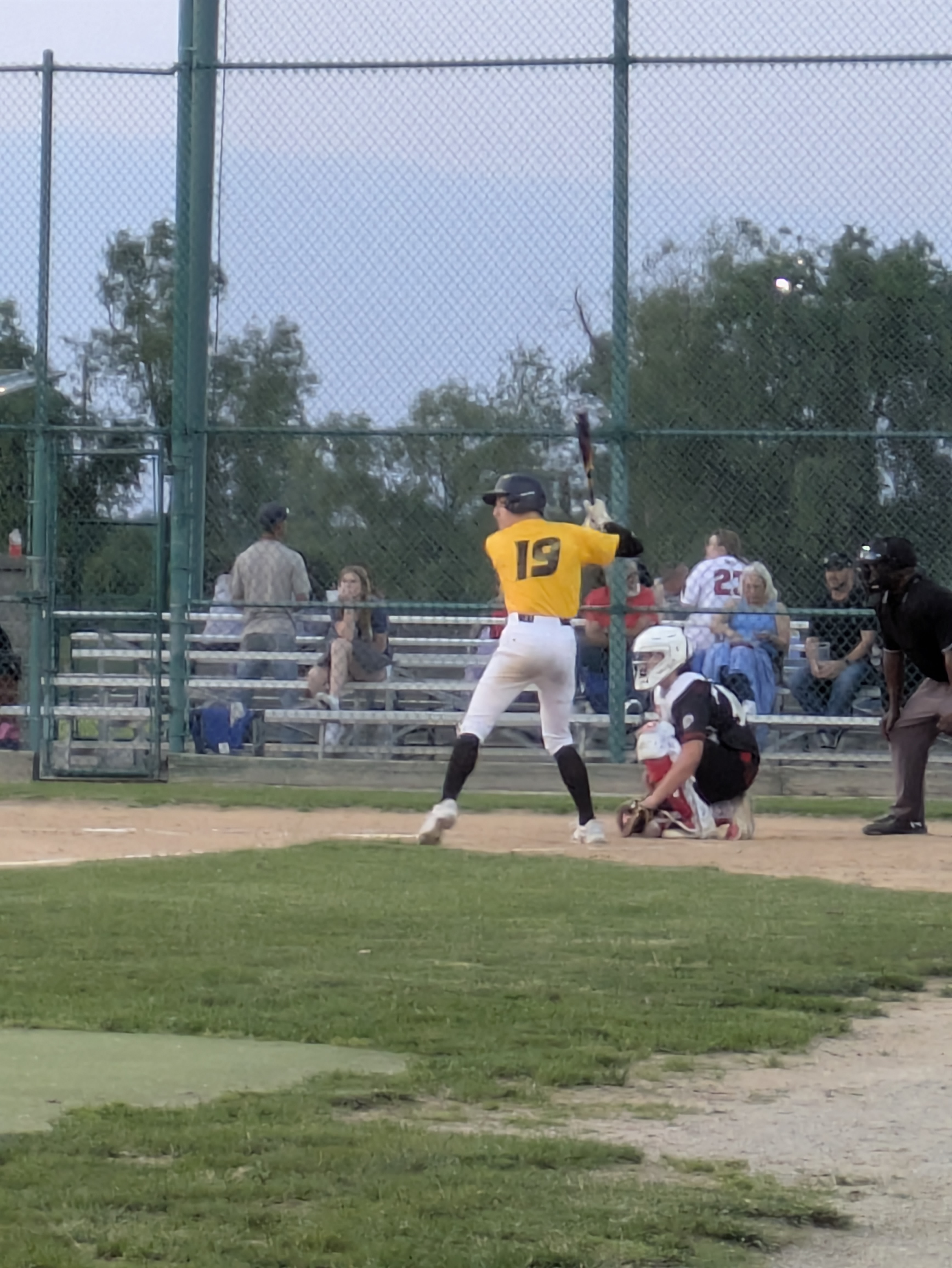 PXL 20250610 012208377.RAW 01.COVER