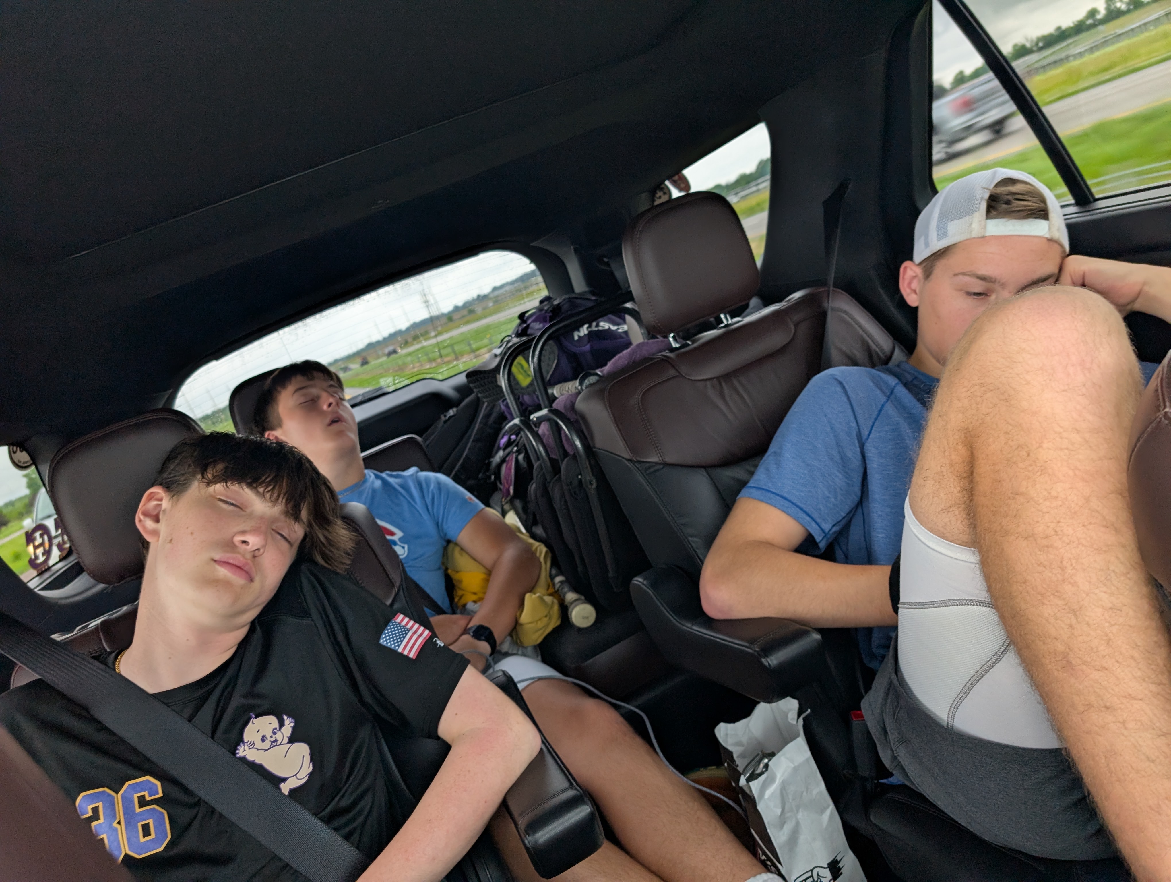 PXL 20250613 191210125