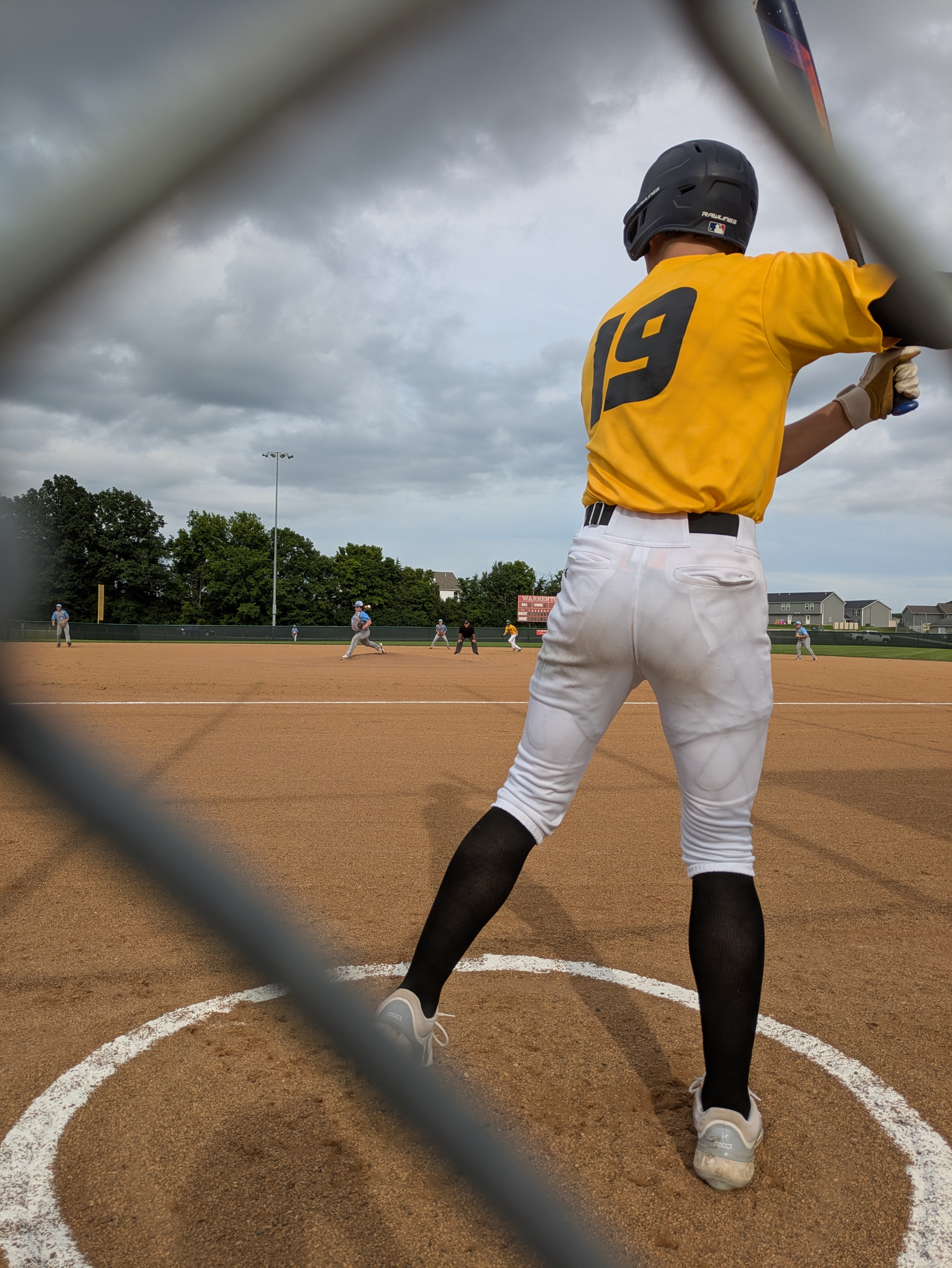 PXL 20250616 230256560.RAW 01.MP.COVER