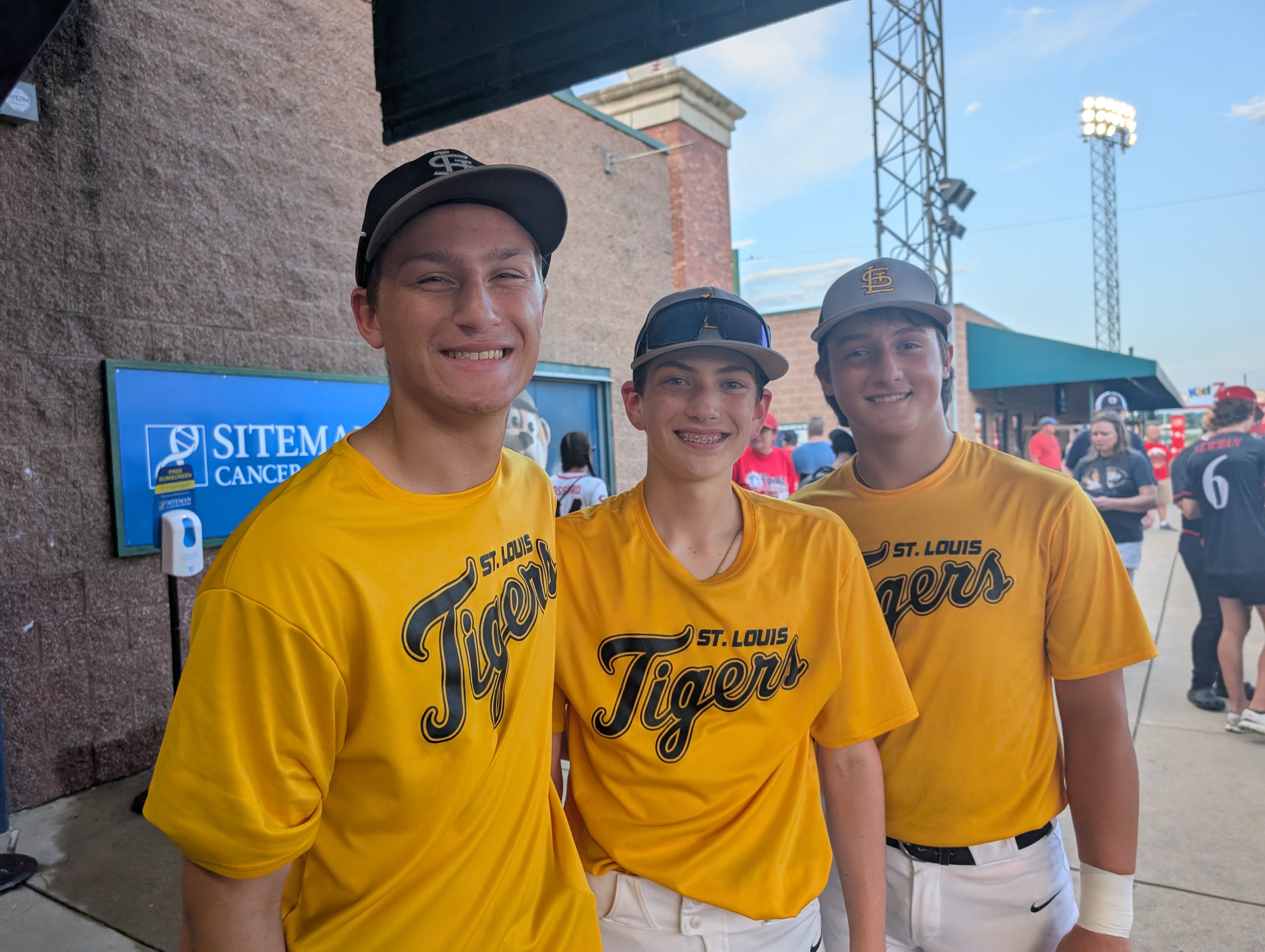 PXL 20250728 004444037