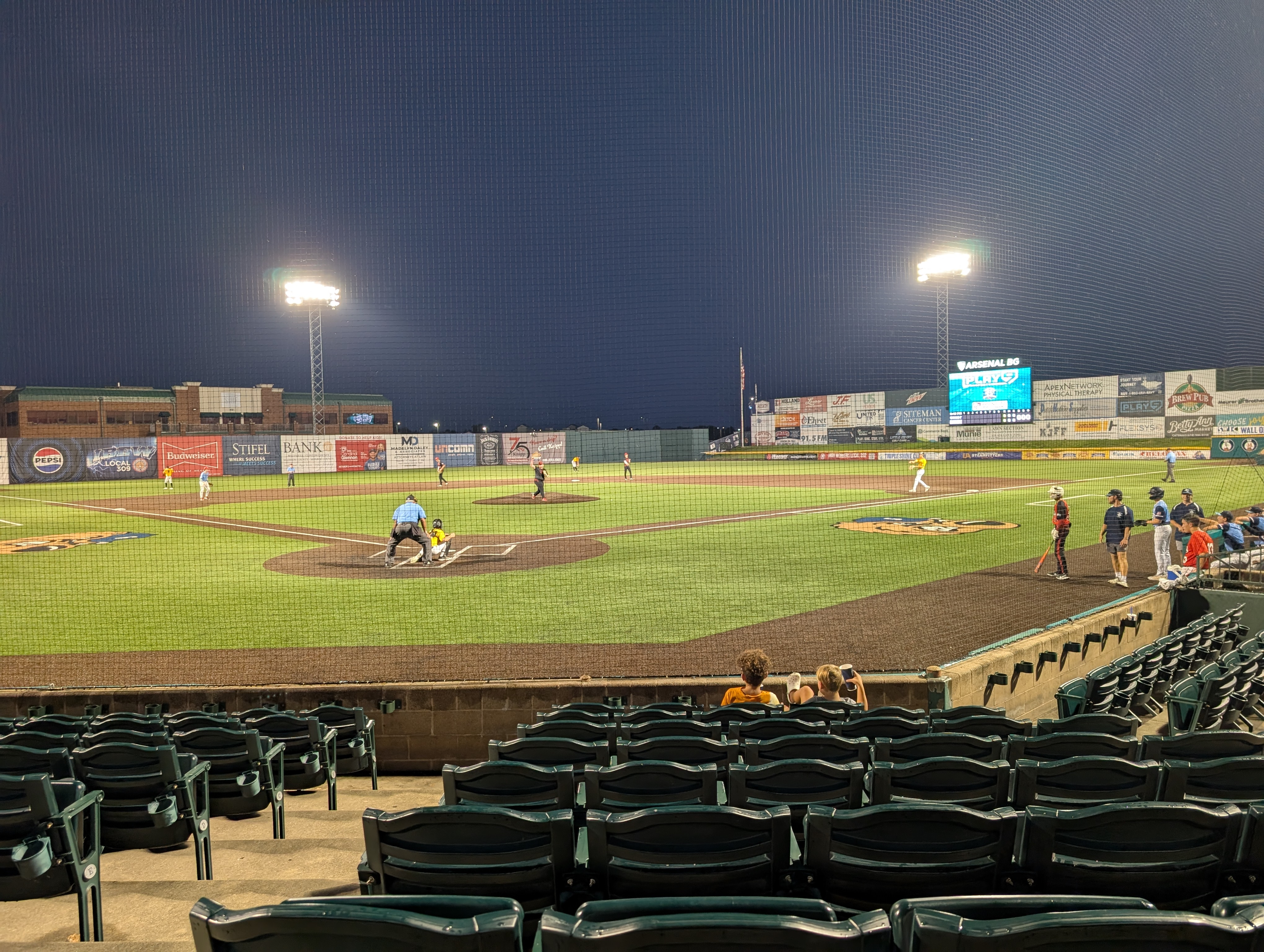 PXL 20250728 014338438