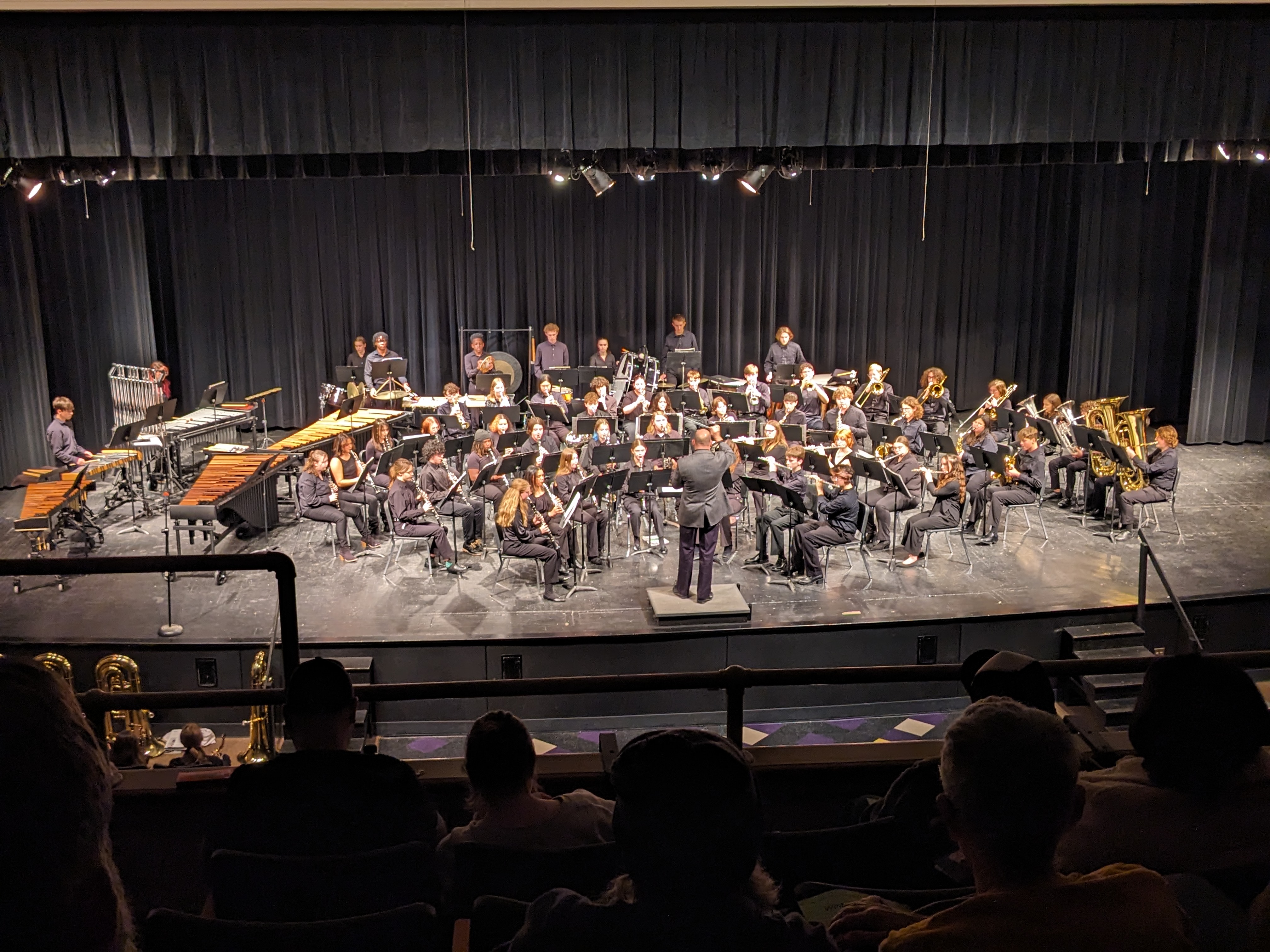 PXL 20241211 012616696