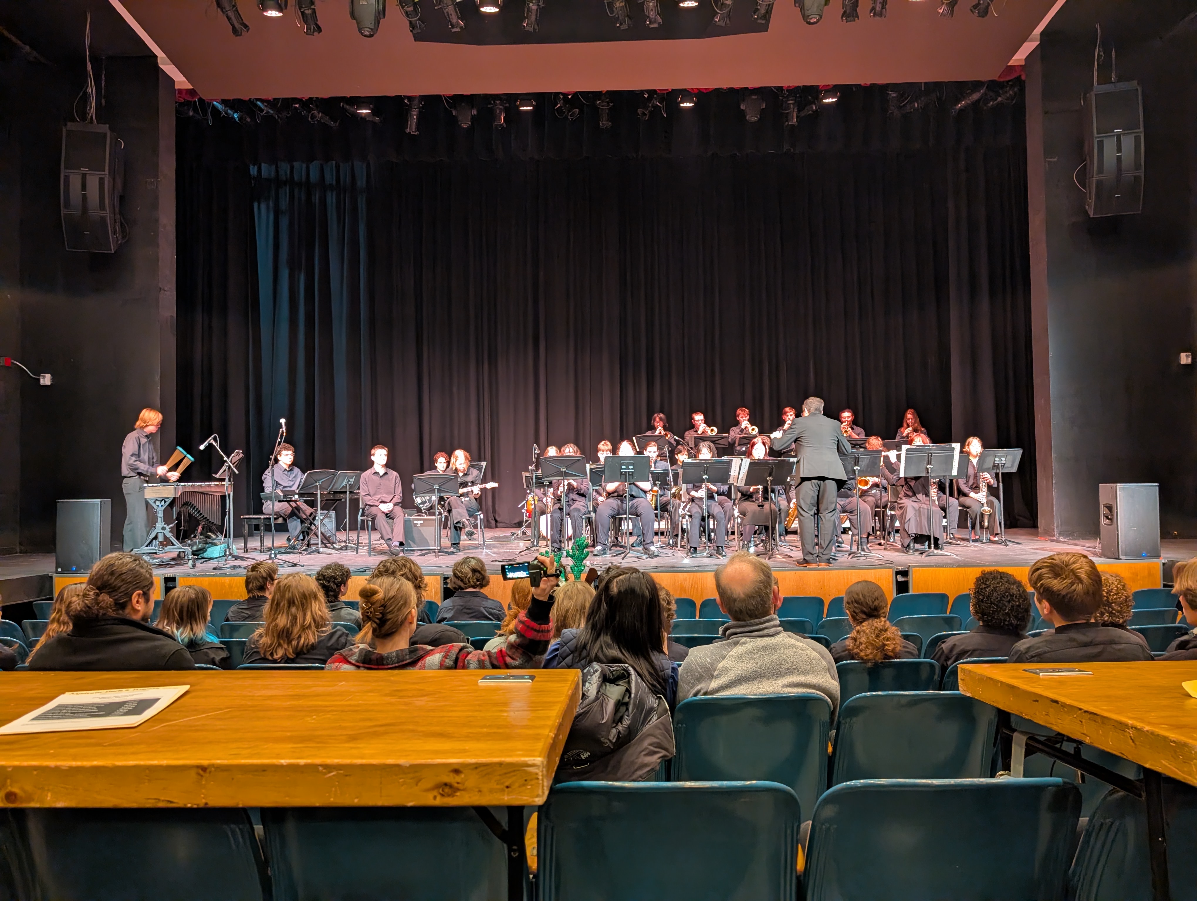 PXL 20250215 153853490