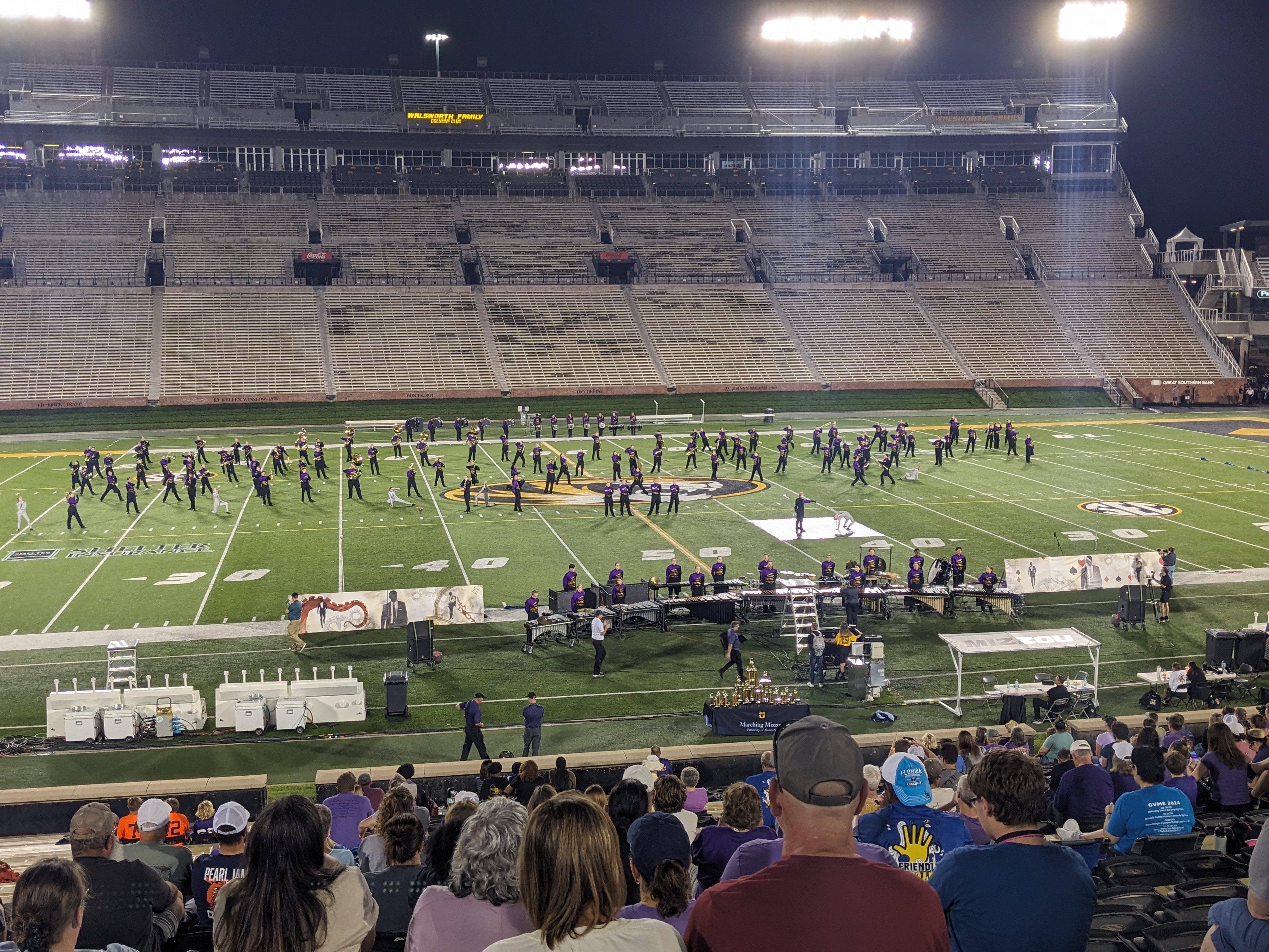 PXL 20241013 003023088