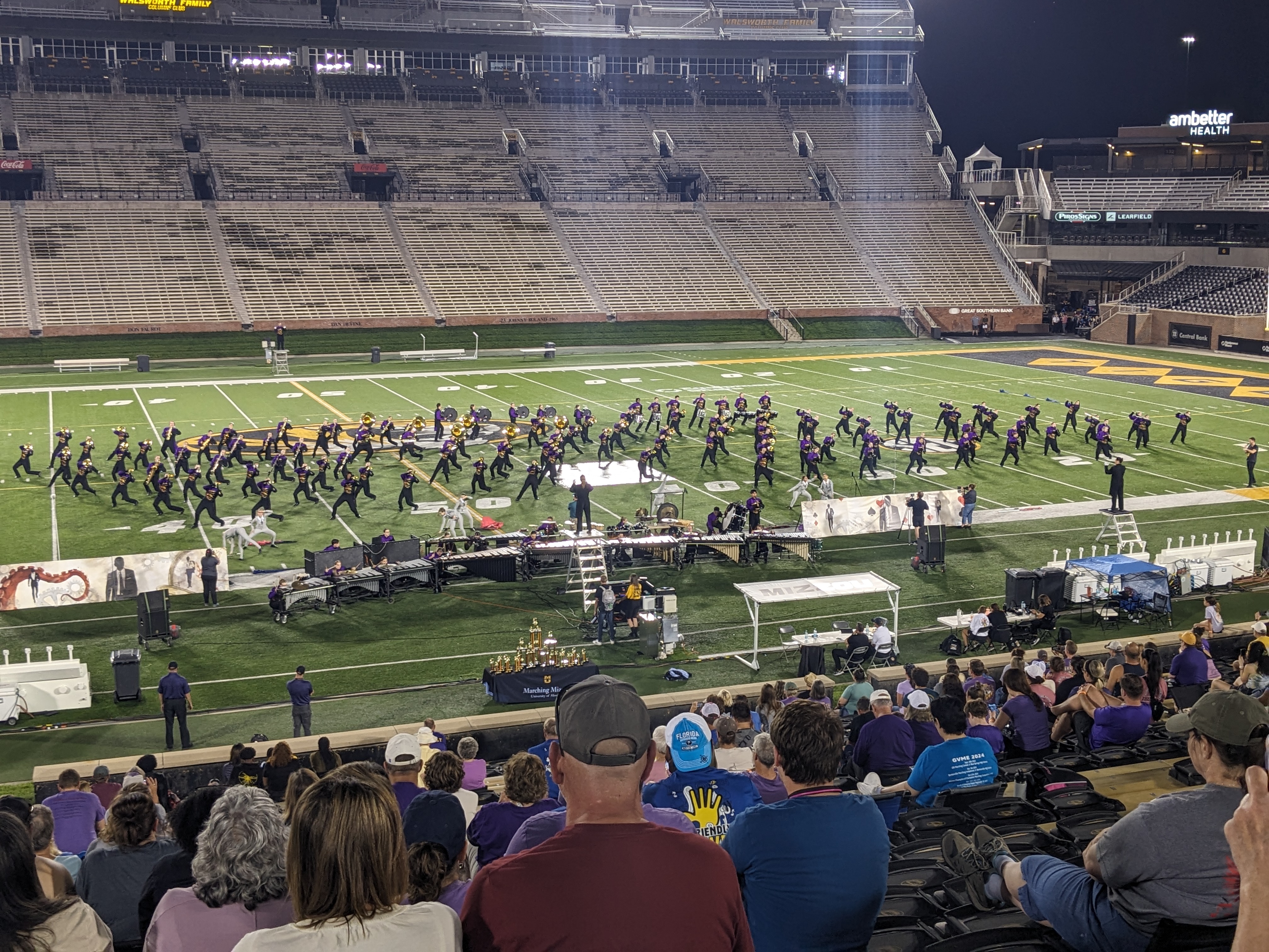 PXL 20241013 003336239