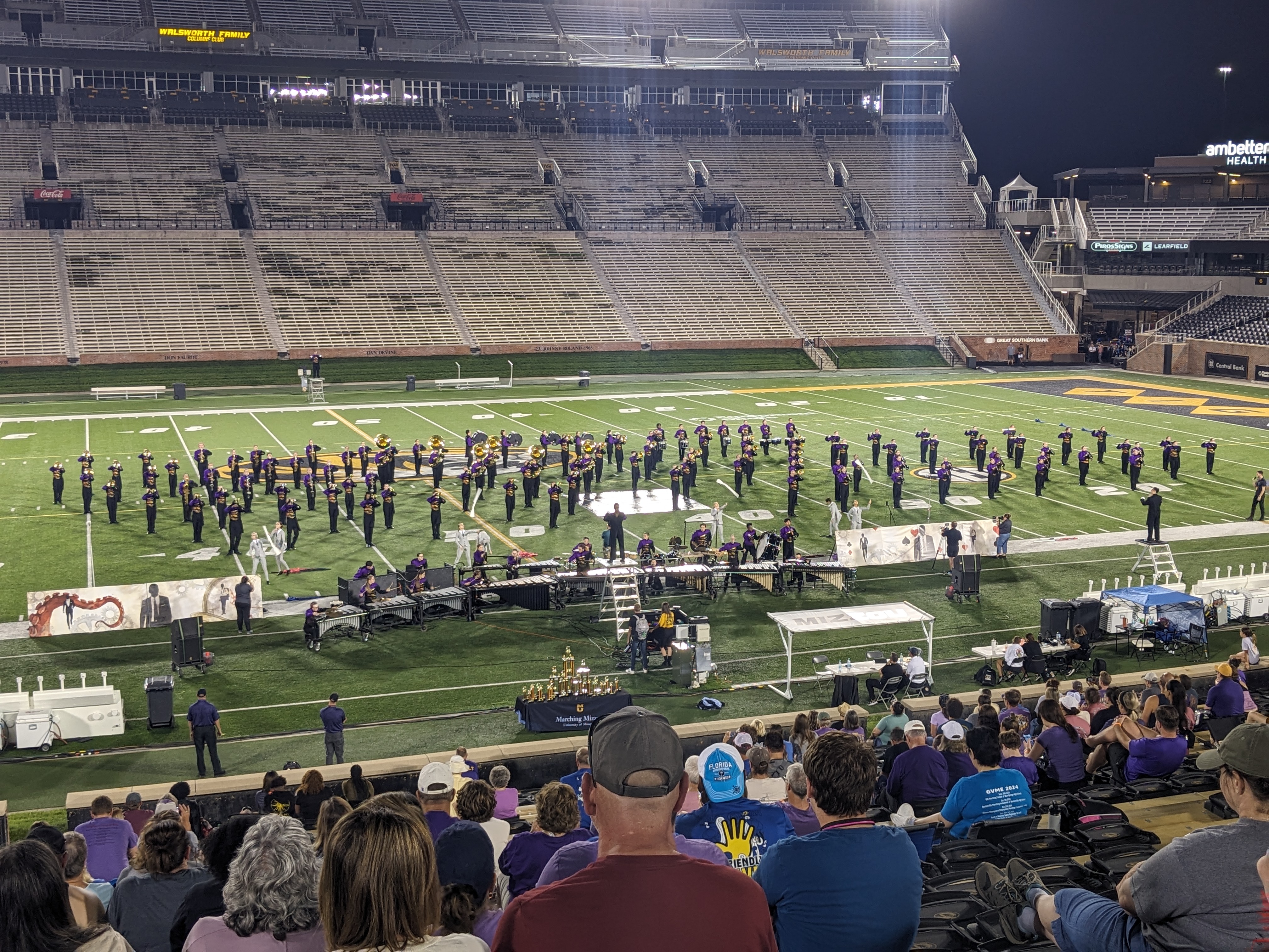 PXL 20241013 003338243