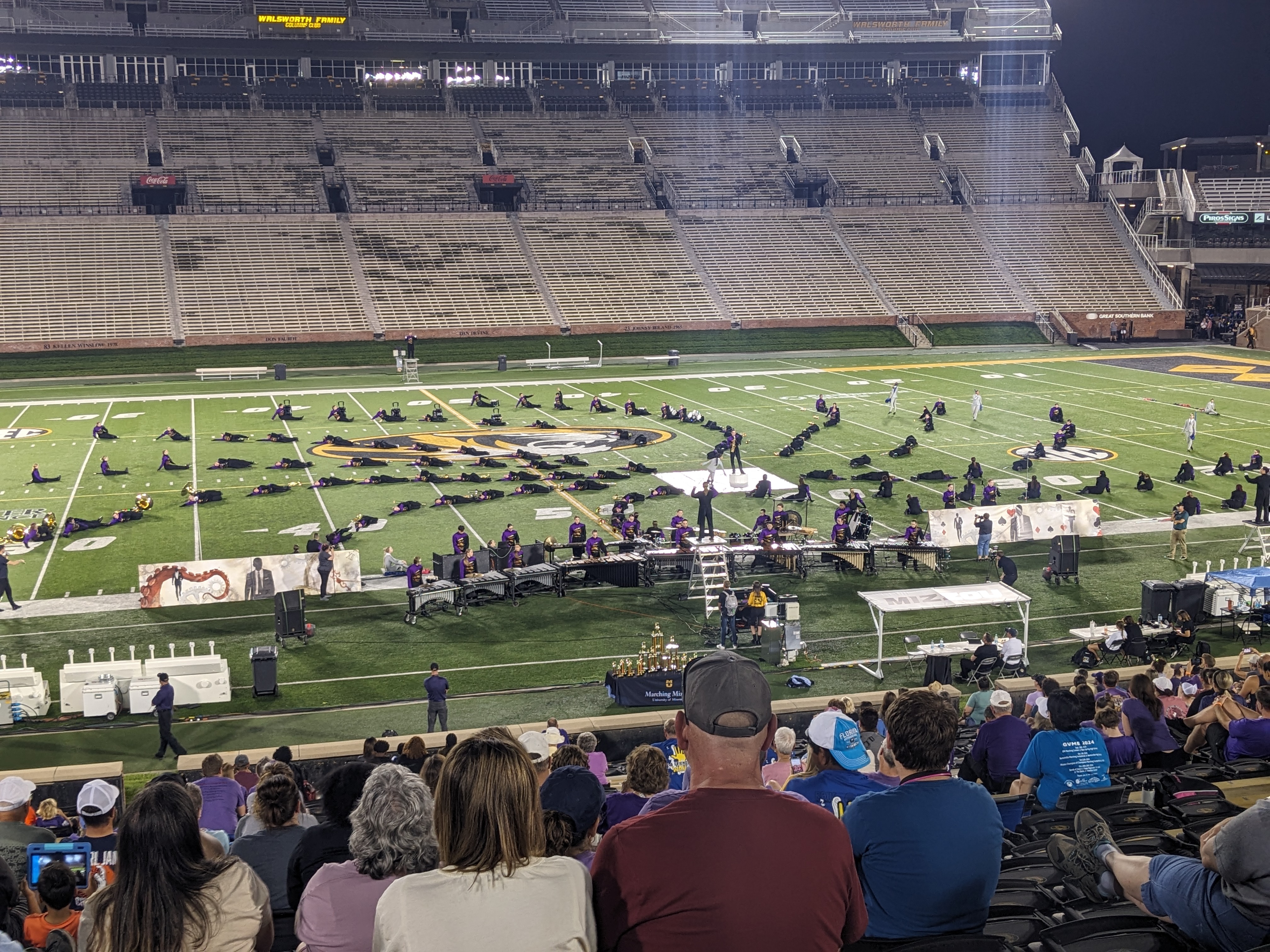 PXL 20241013 003514456