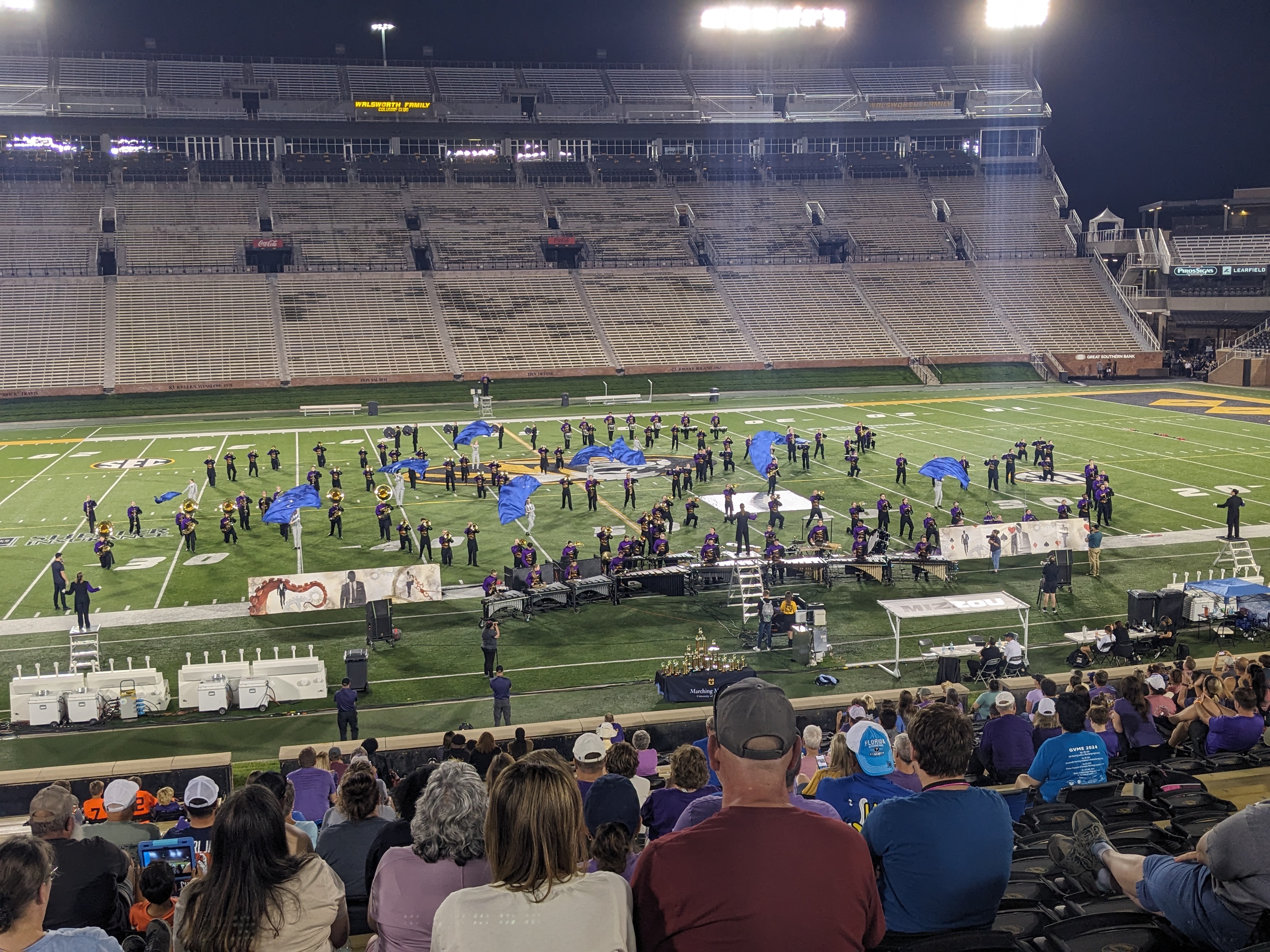 PXL 20241013 003609202