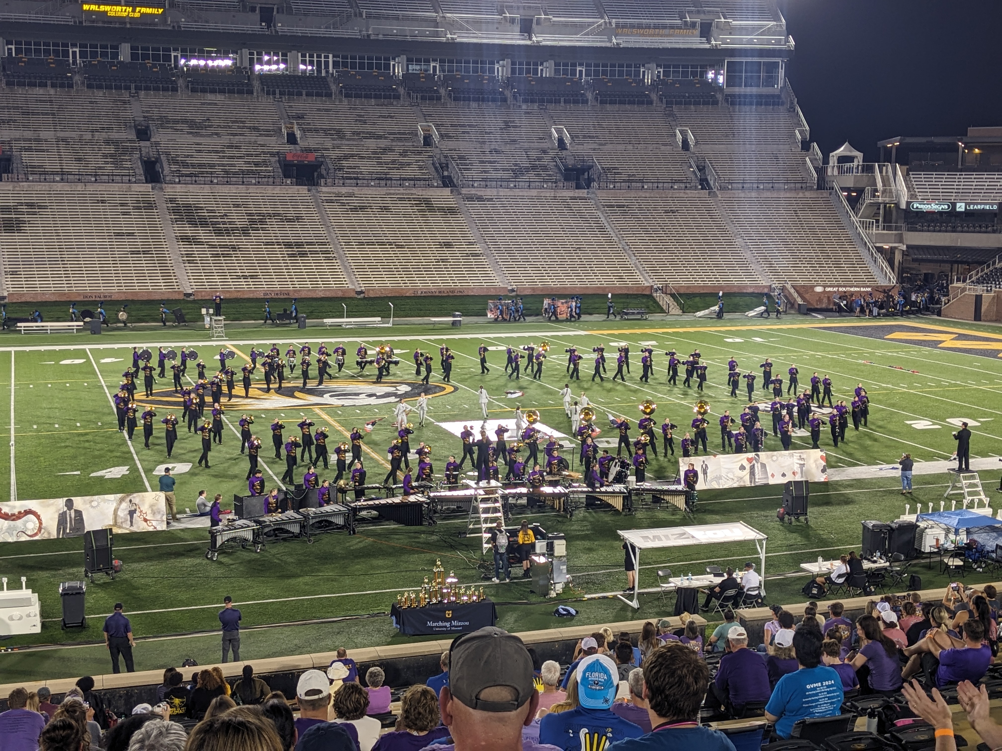 PXL 20241013 003837824