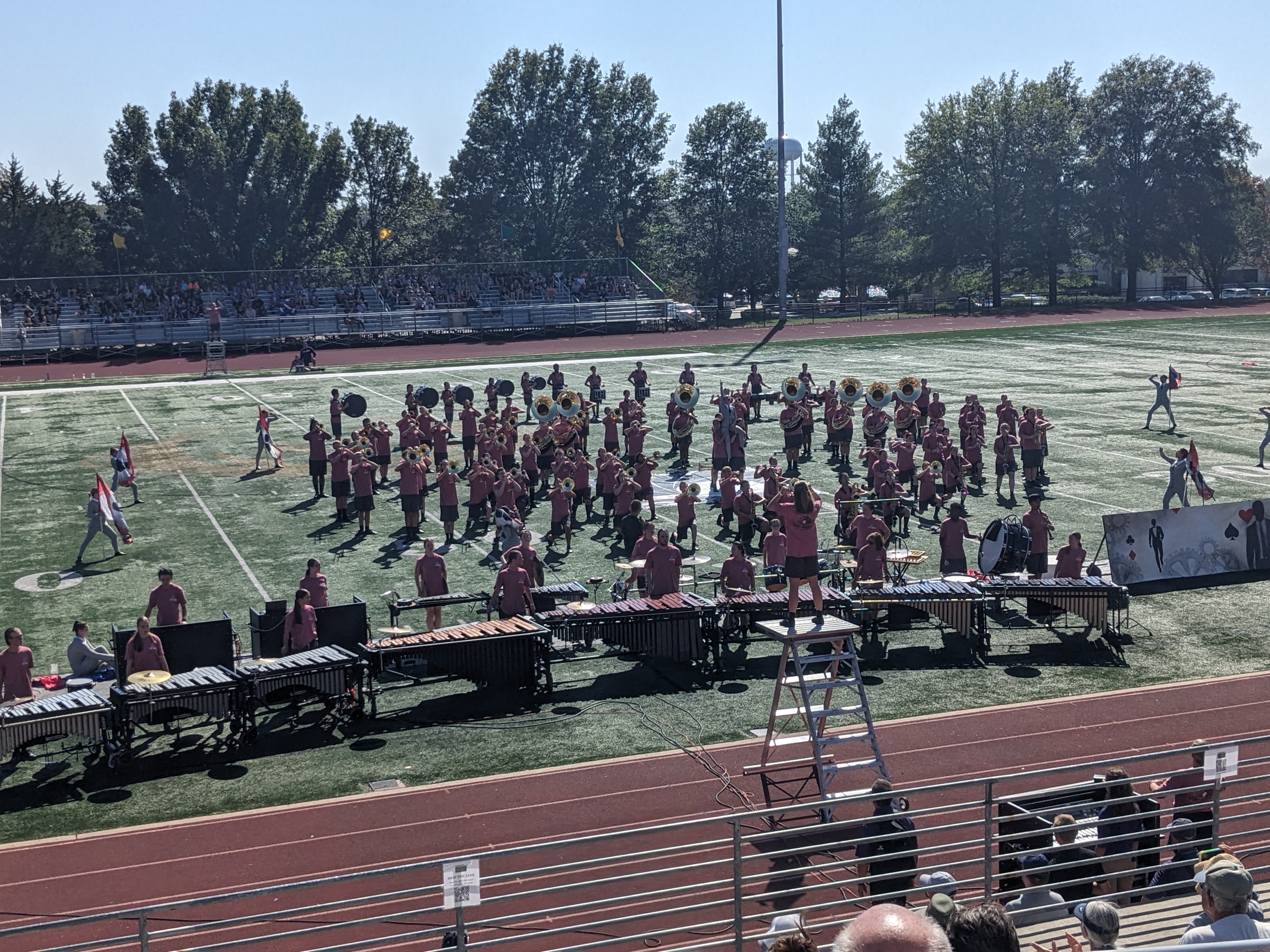 PXL 20241005 192520710