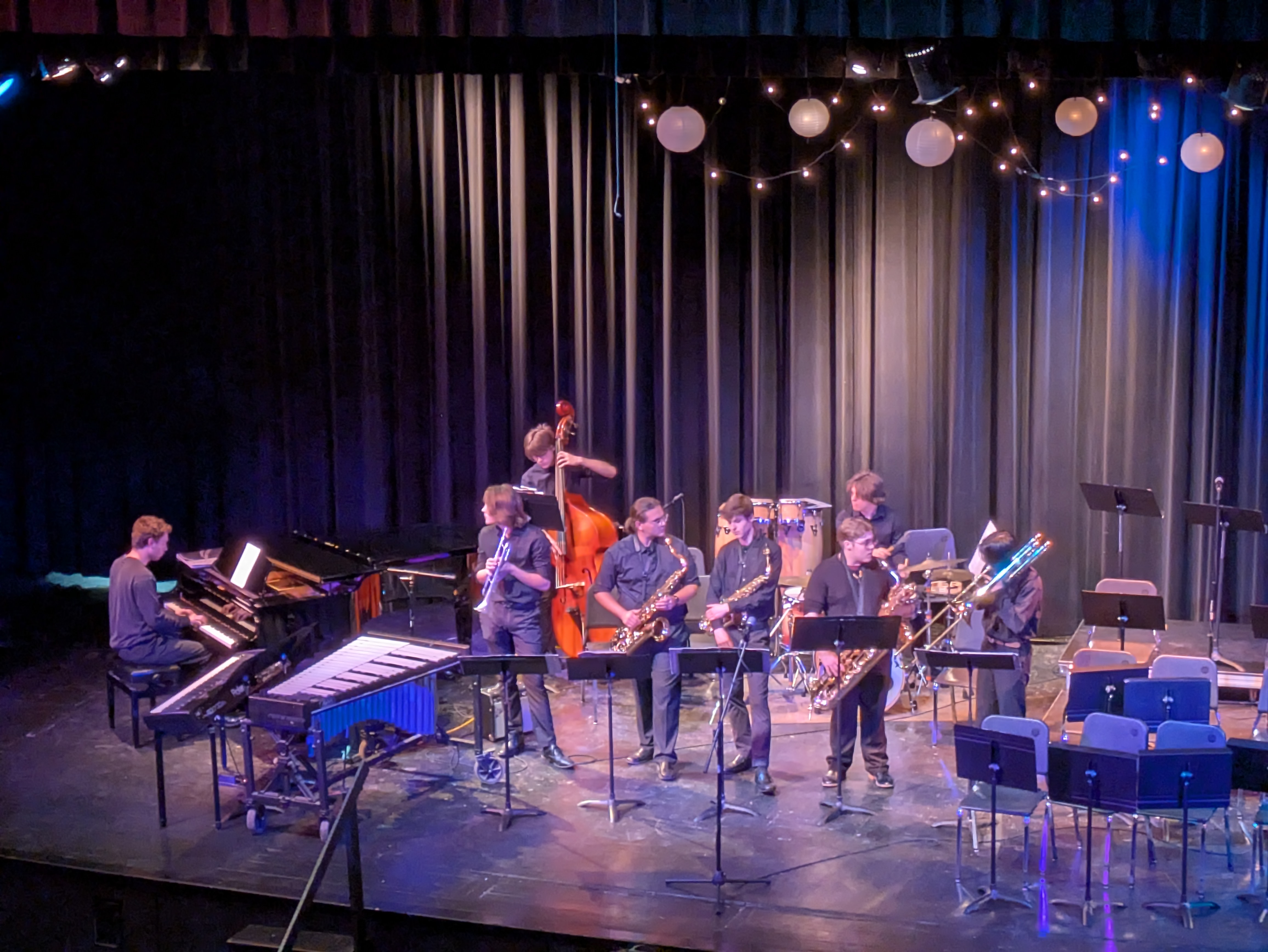 PXL 20250429 235051236.RAW 01.MP.COVER