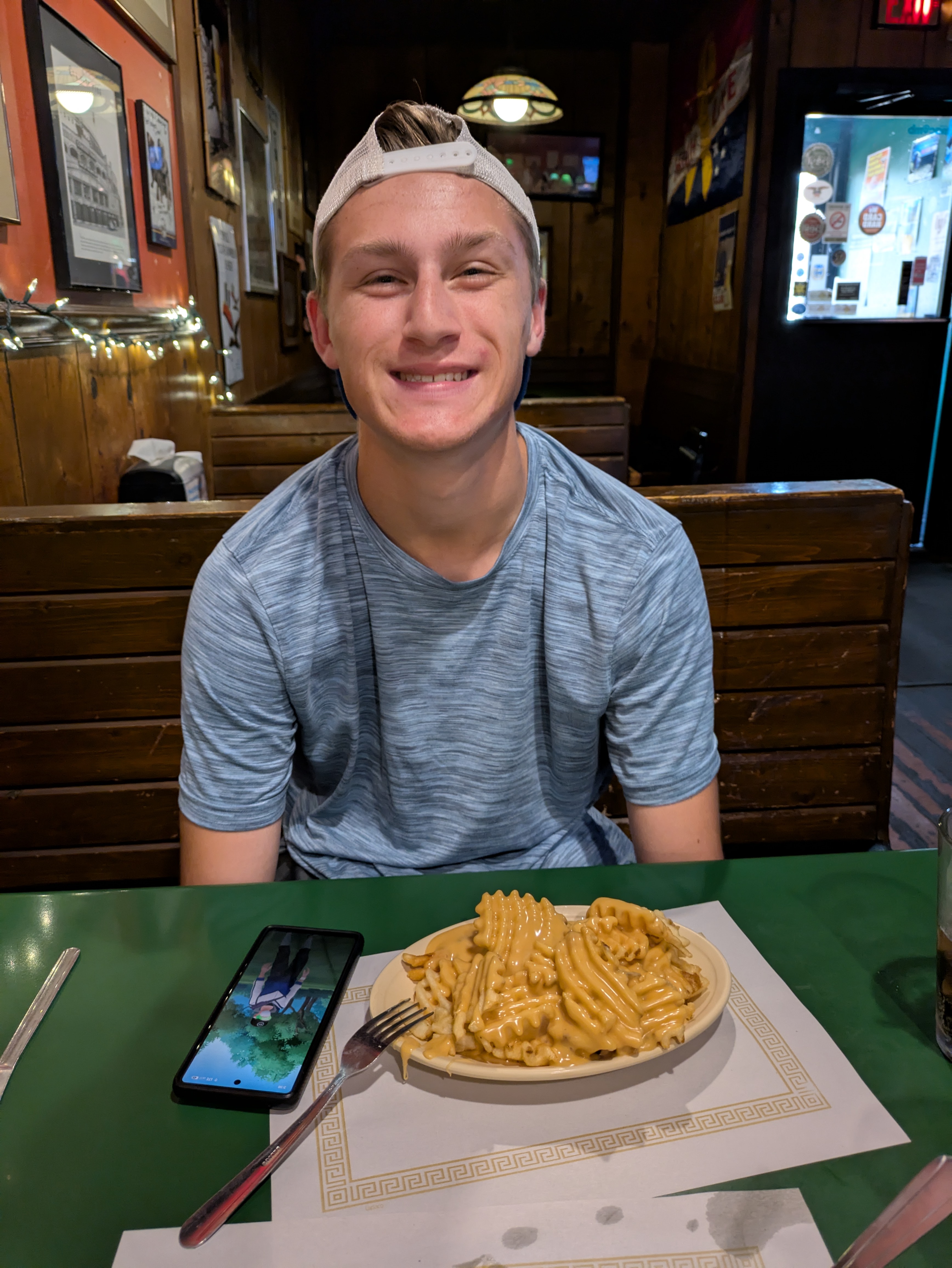 PXL 20250922 203800297.RAW 01.MP.COVER