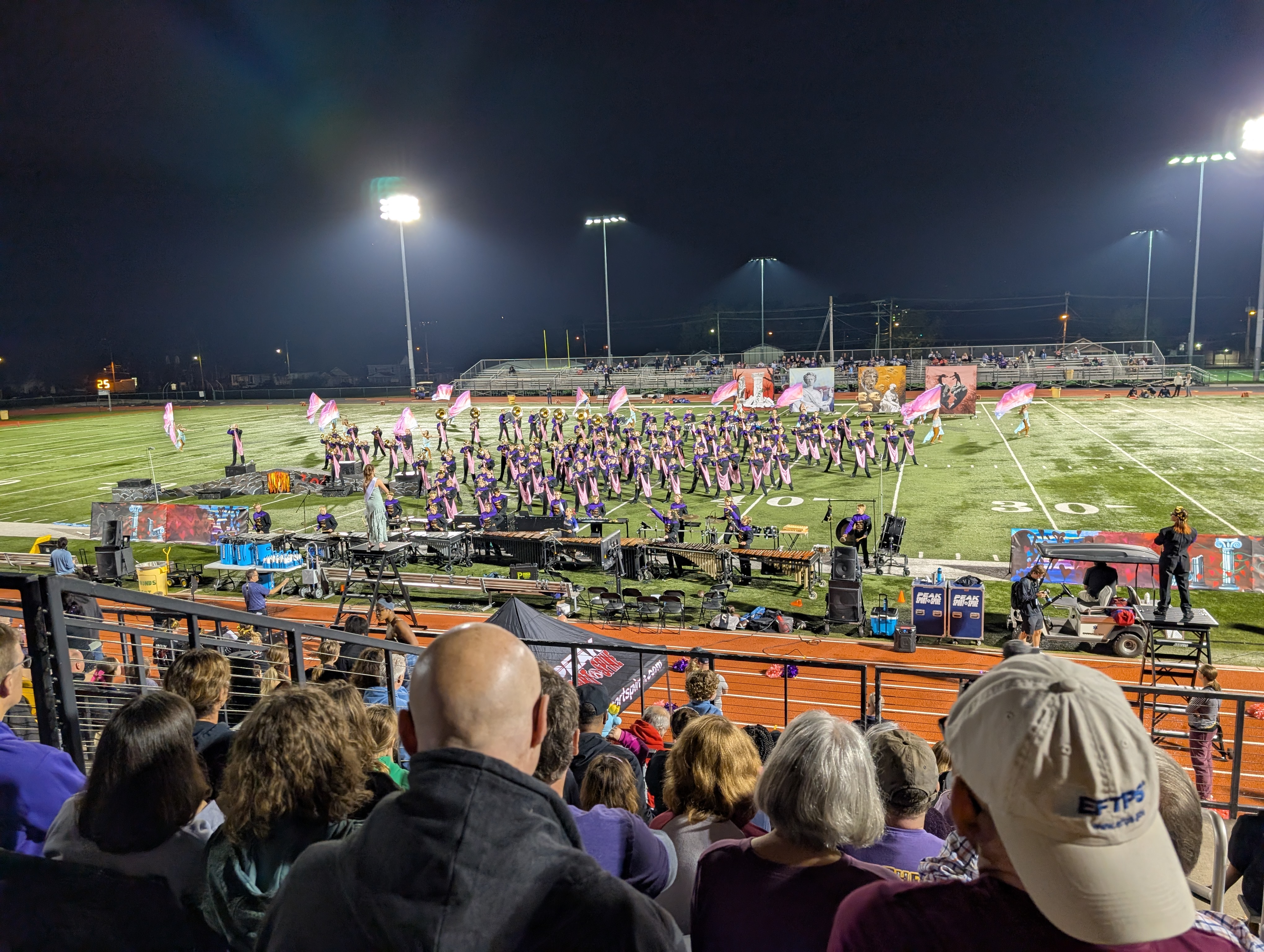 PXL 20251011 015652555