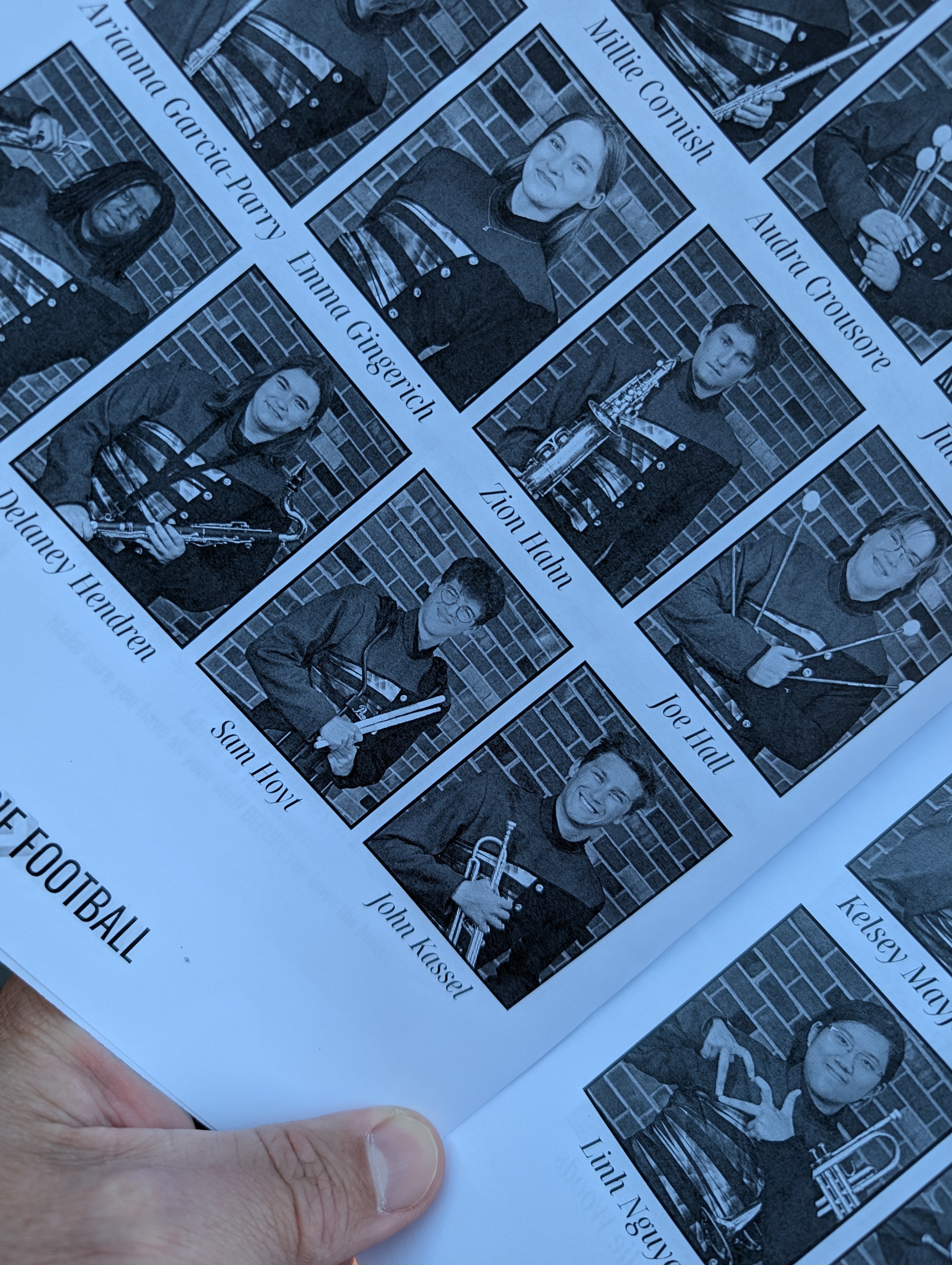 PXL 20251017 230911253