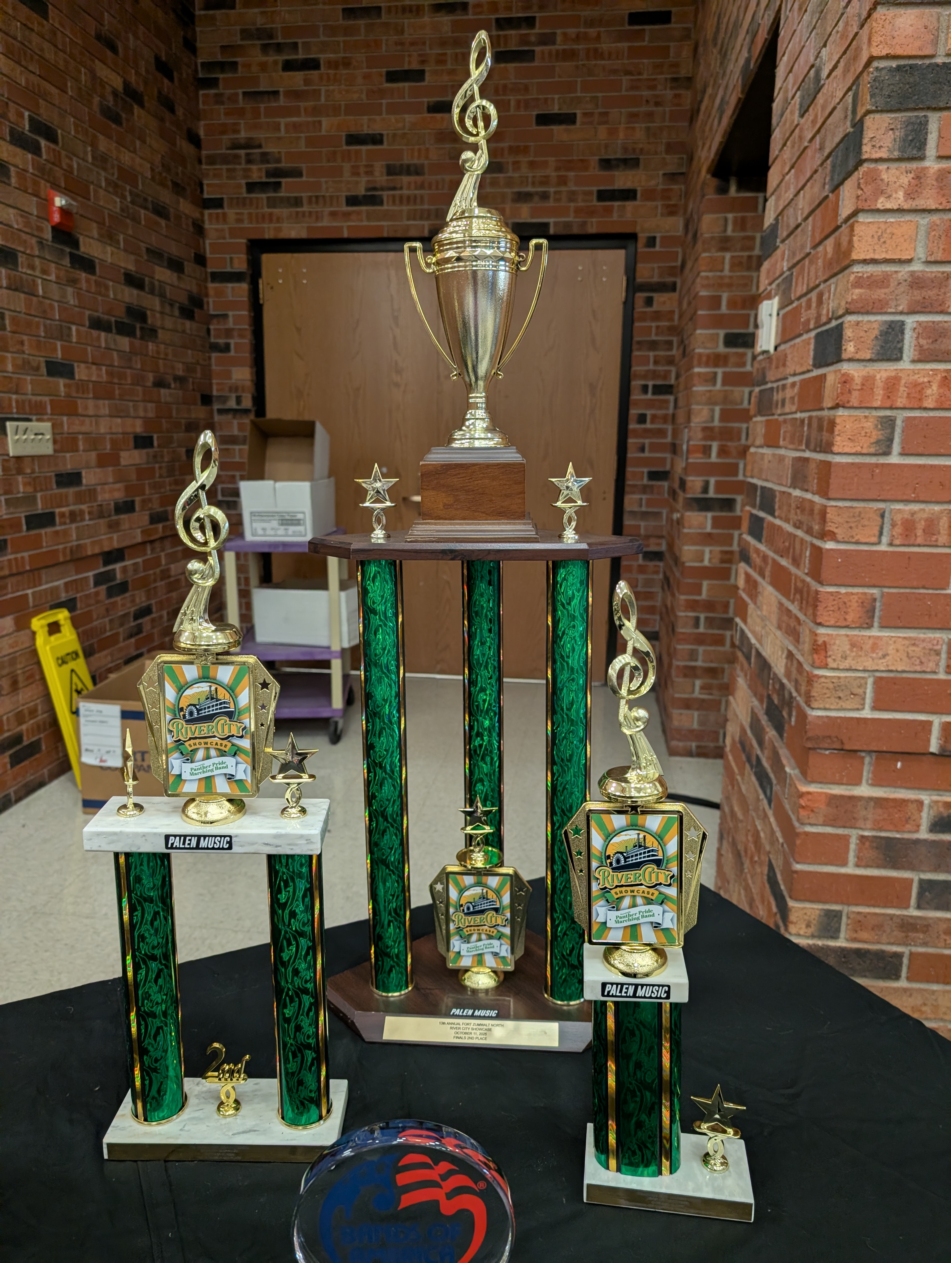 PXL 20251020 231909415