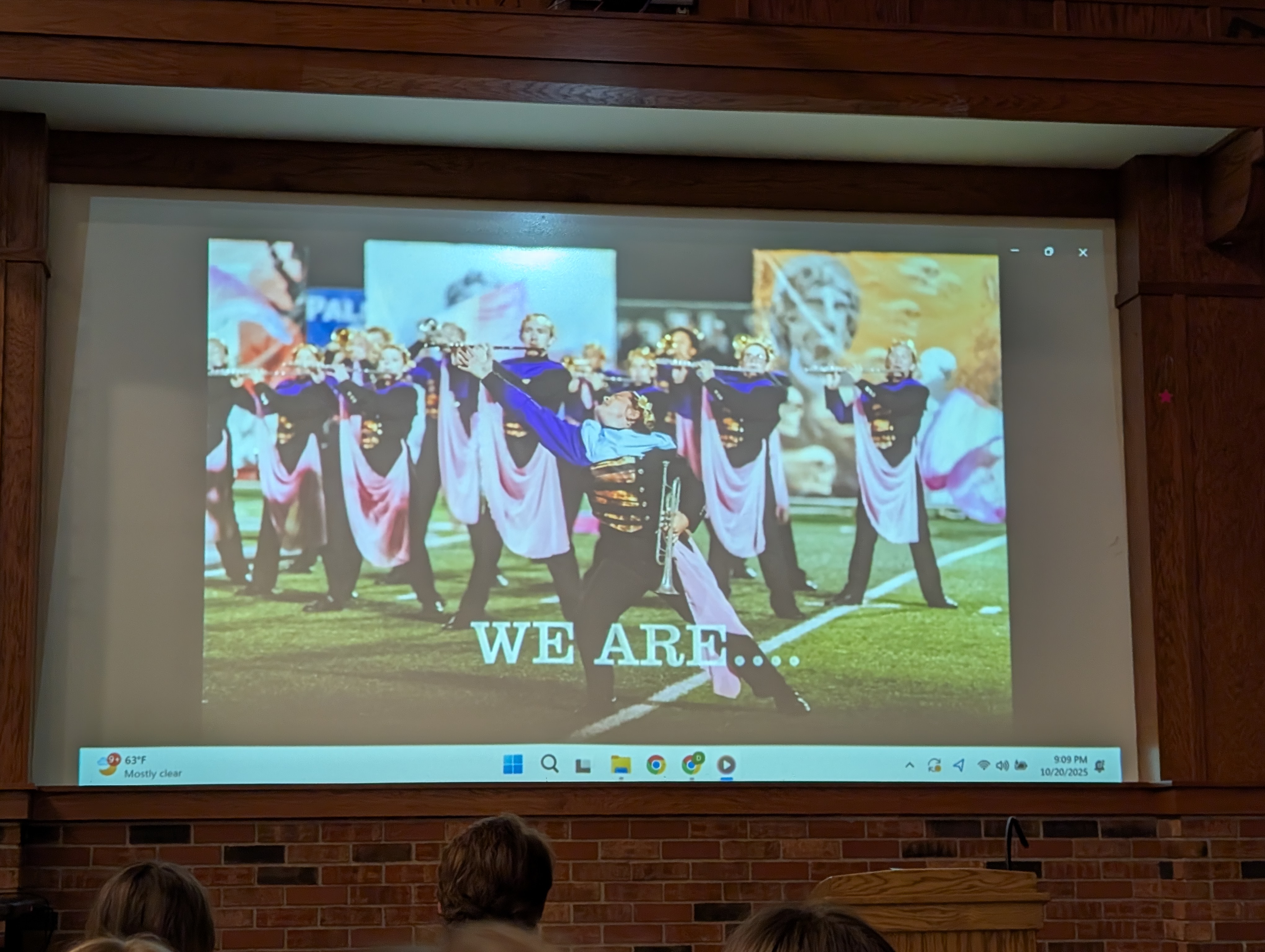 PXL 20251021 020911168