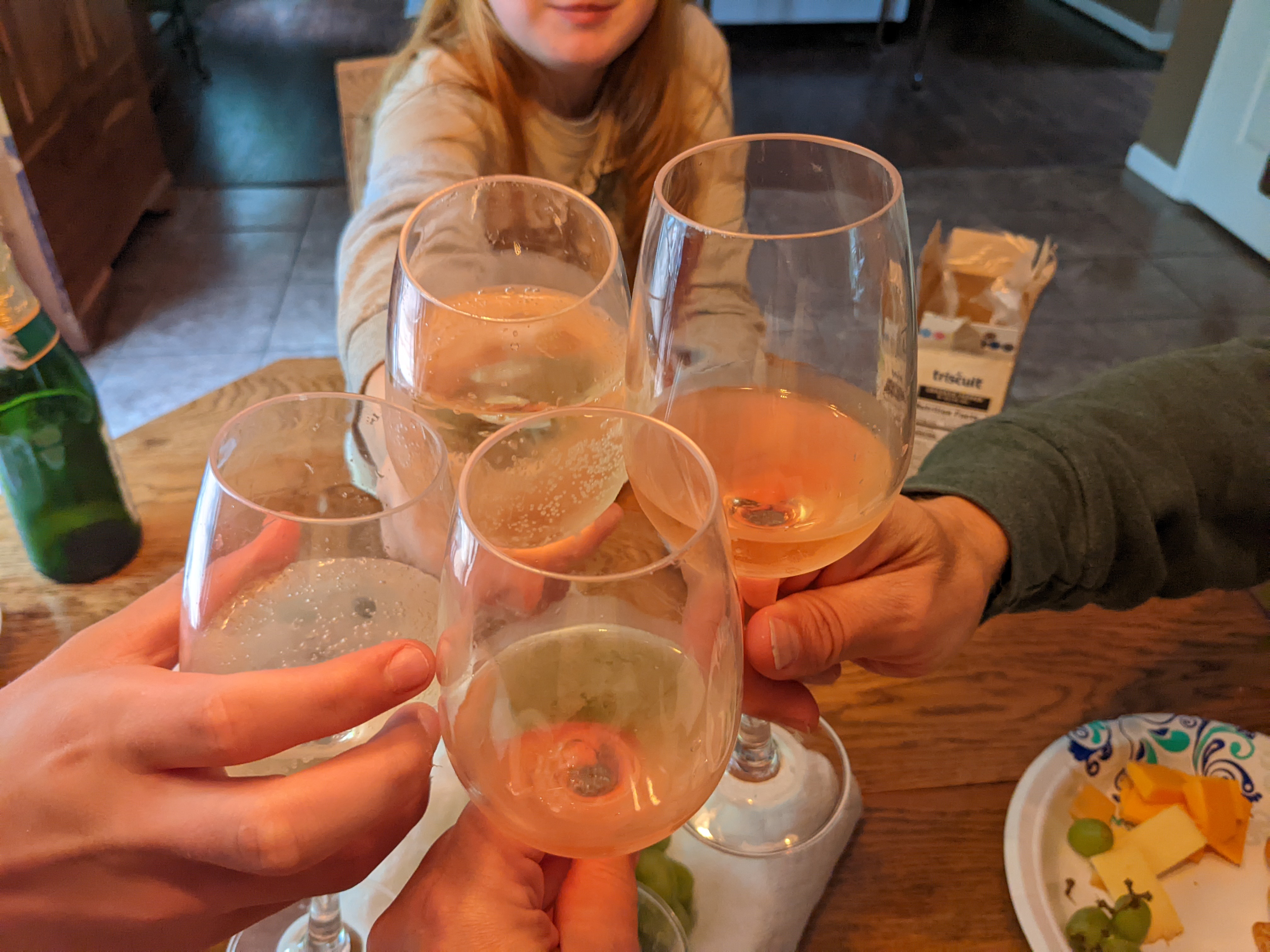 PXL 20220526 192305795