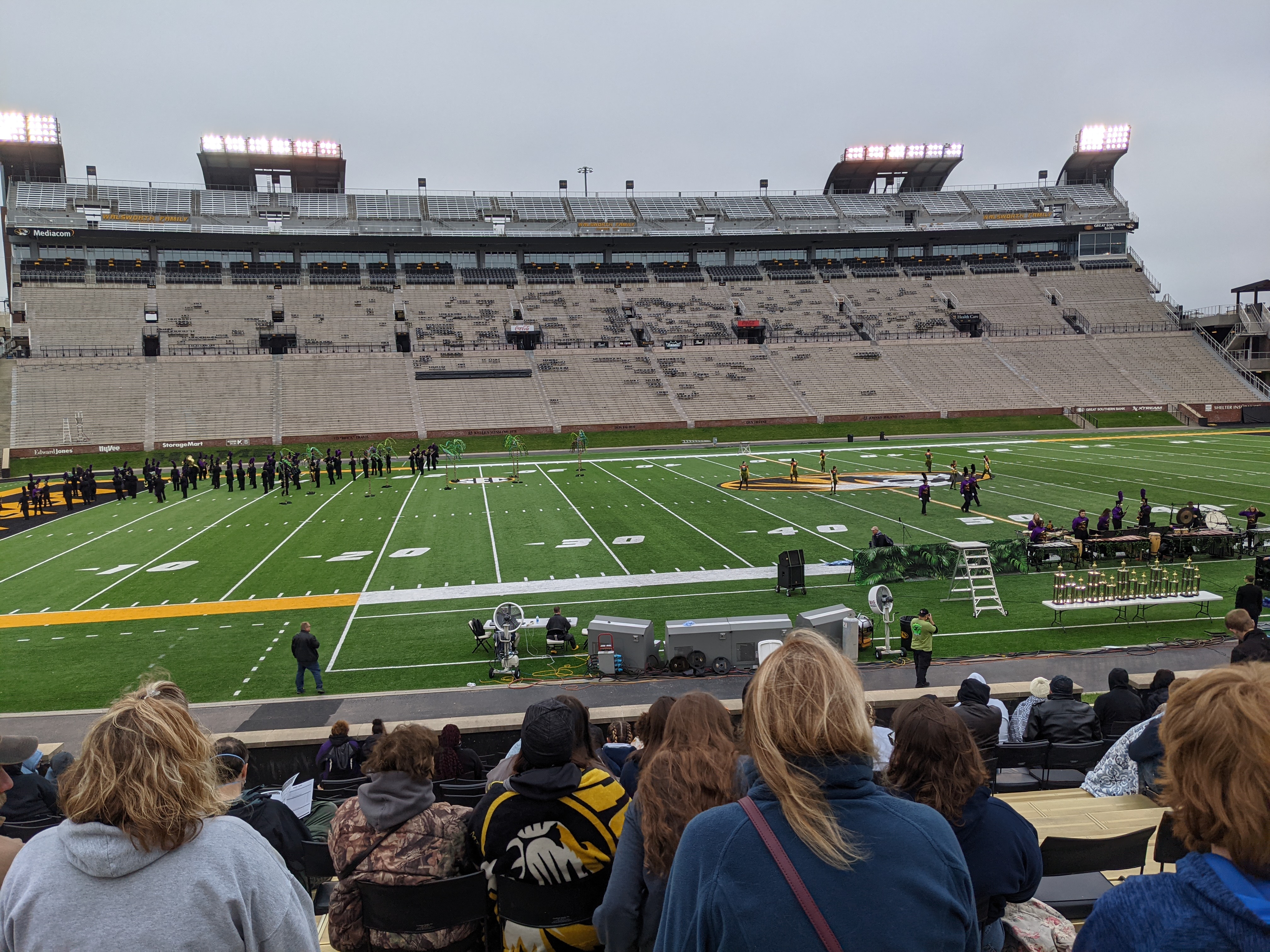 PXL 20211023 213229944