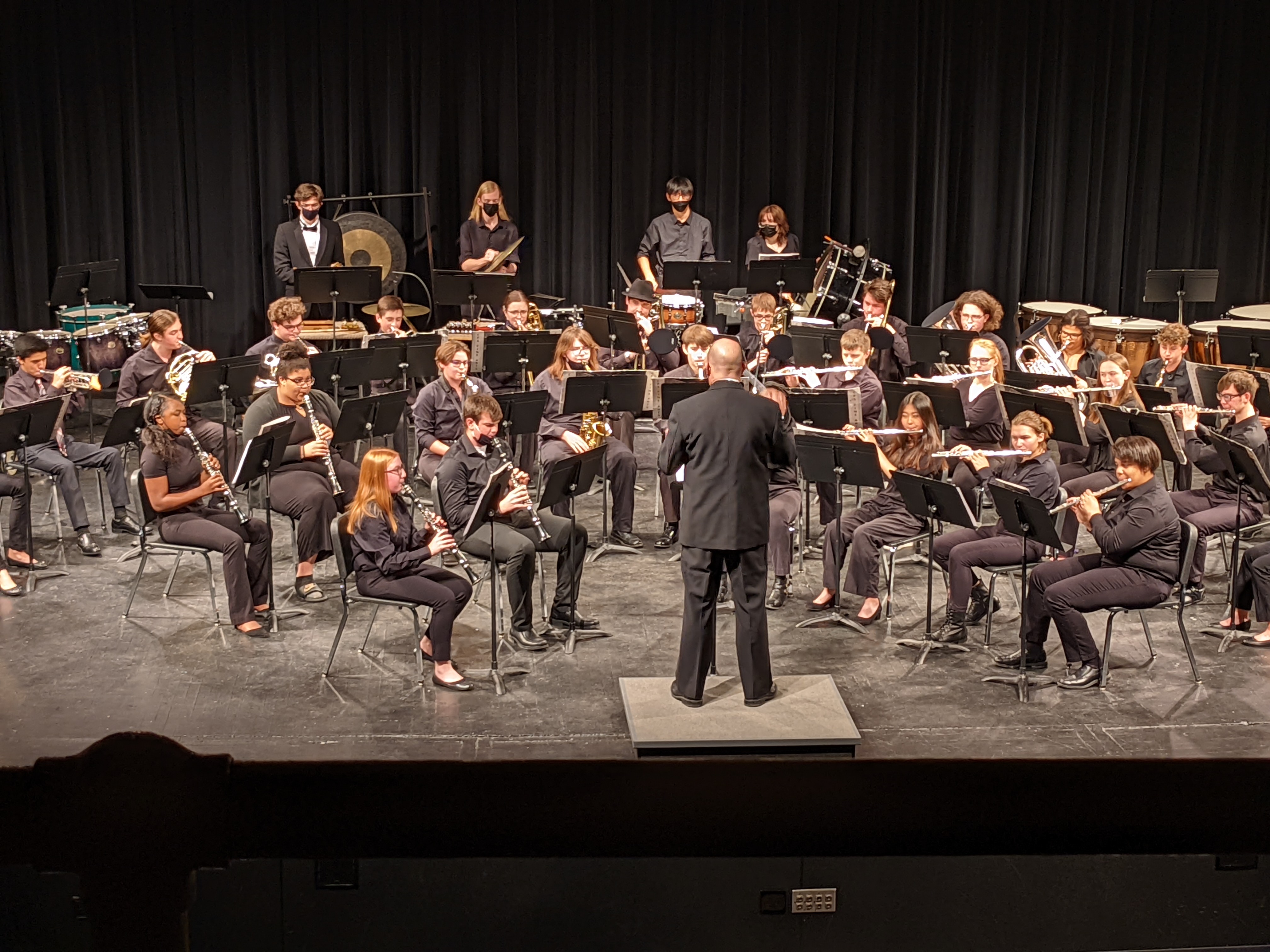 PXL 20211208 012119949