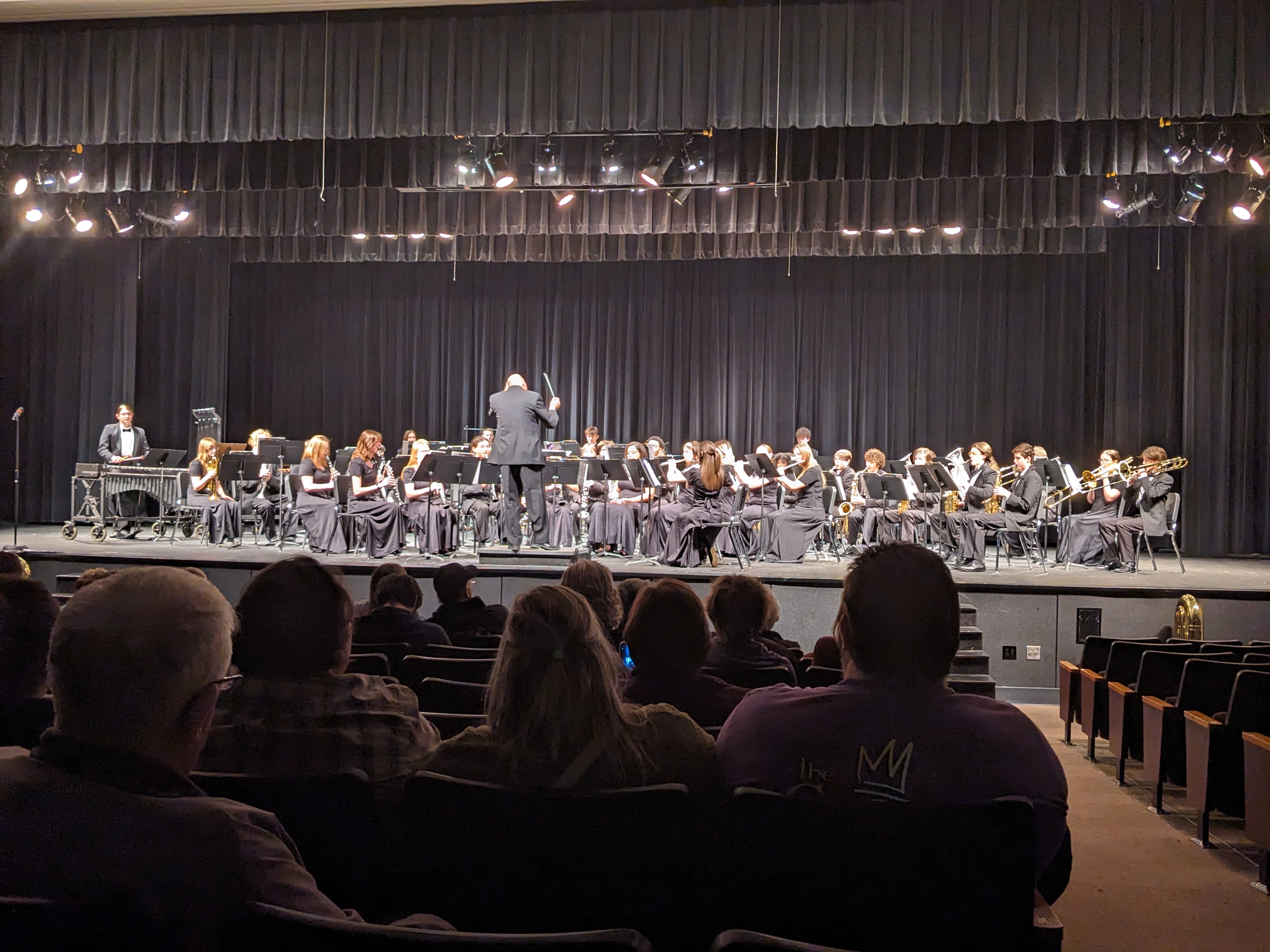 PXL 20230322 004749173