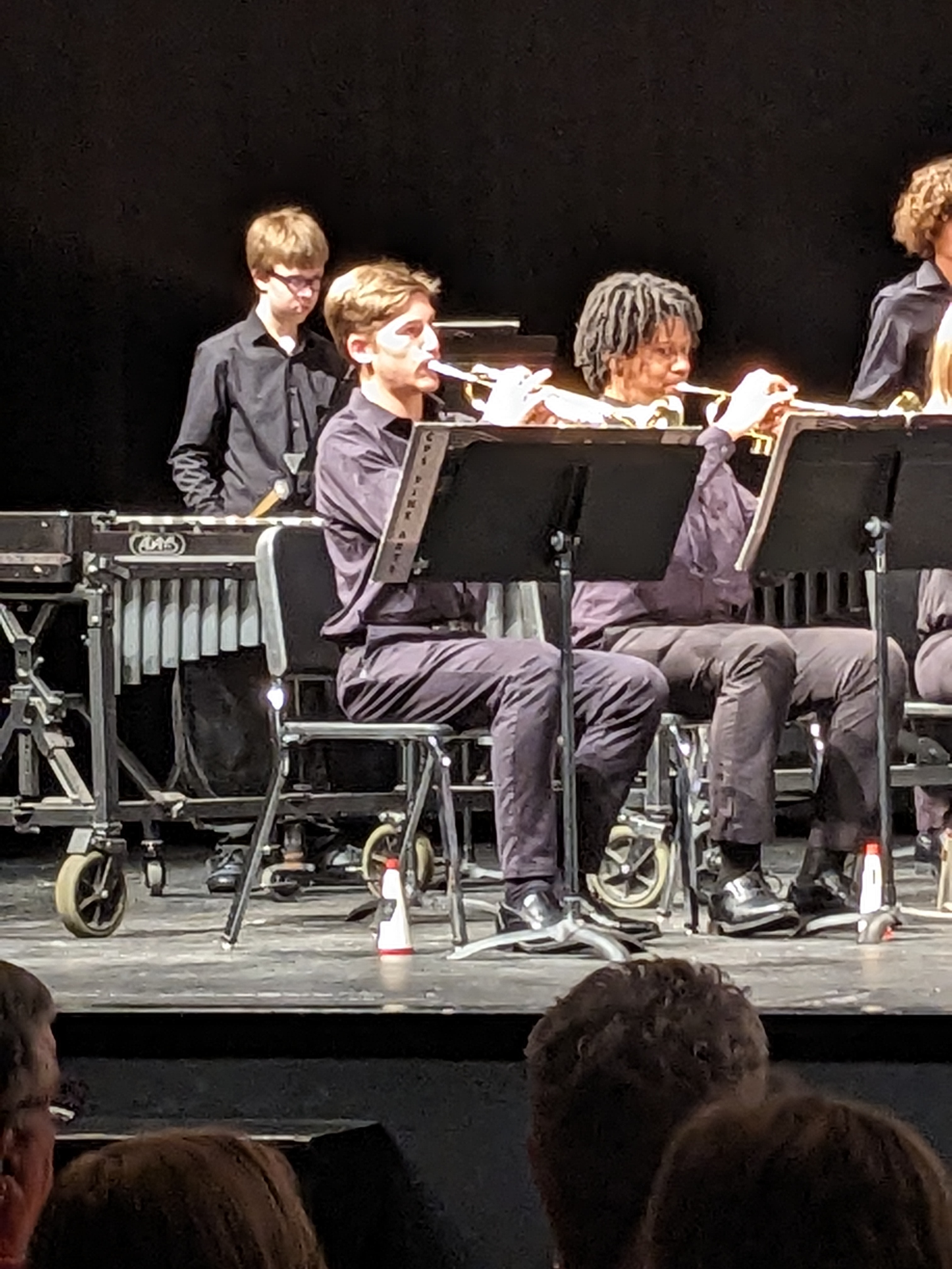 PXL 20230509 000711697