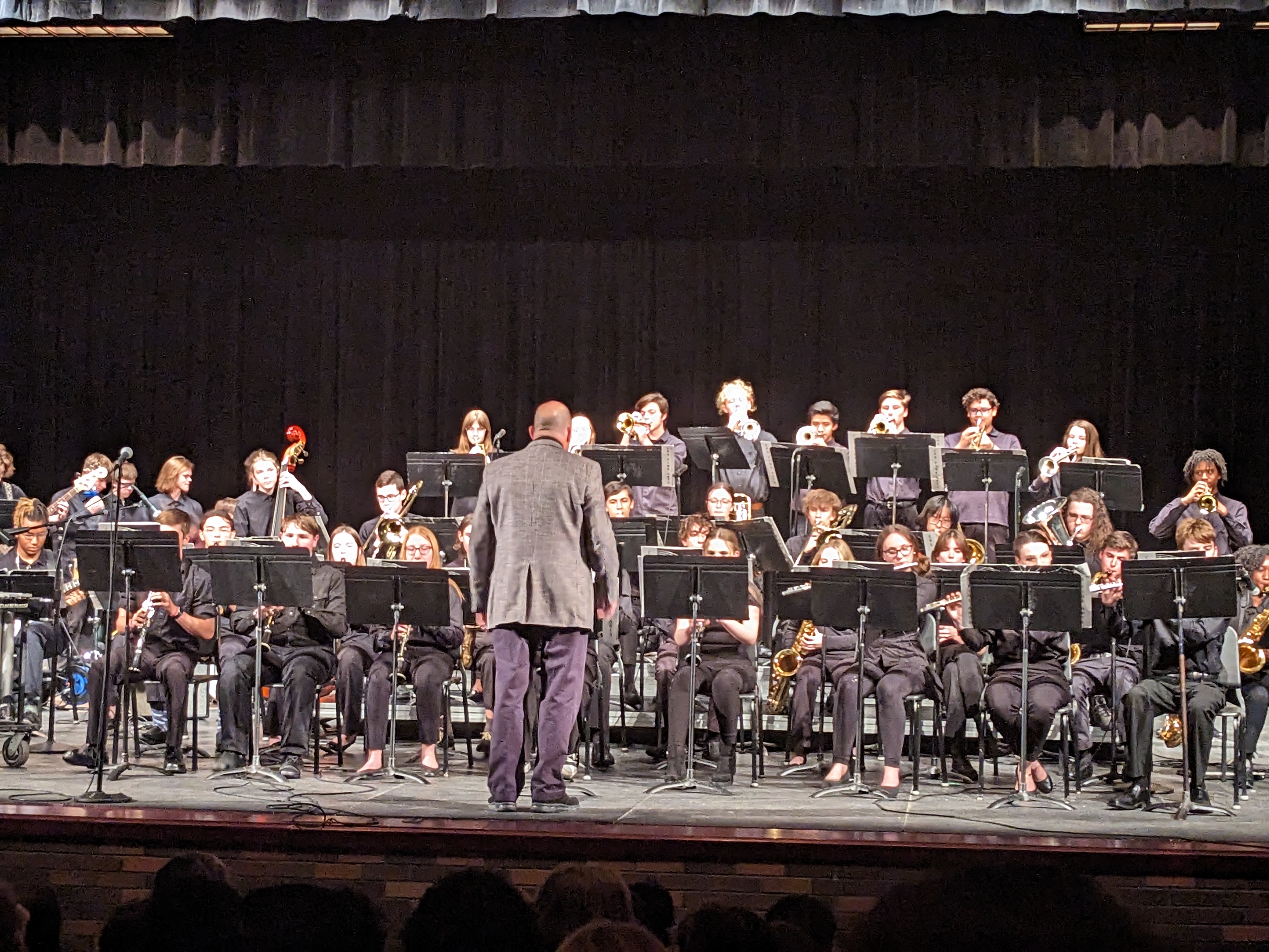 PXL 20230419 232617019