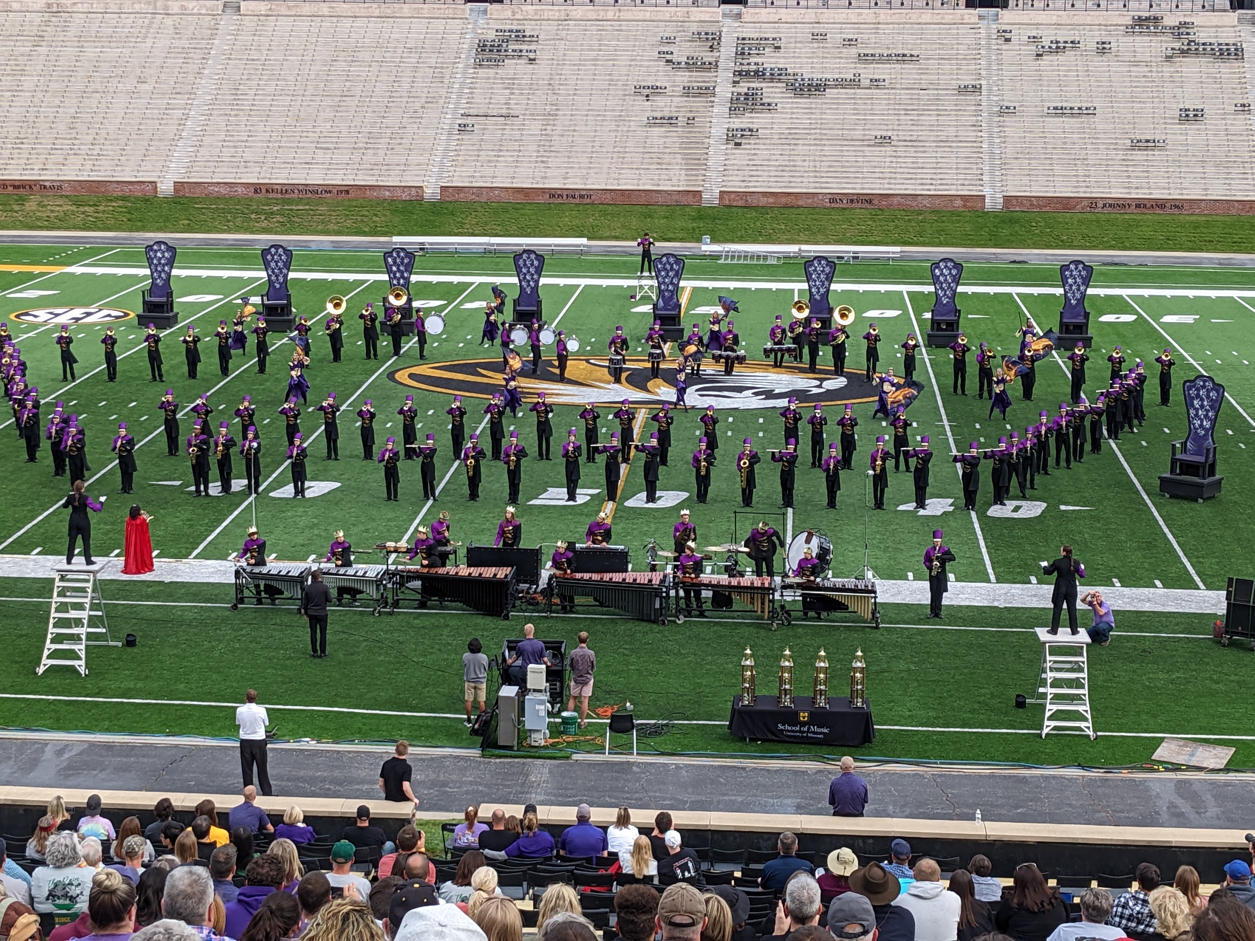 PXL 20221015 205452931