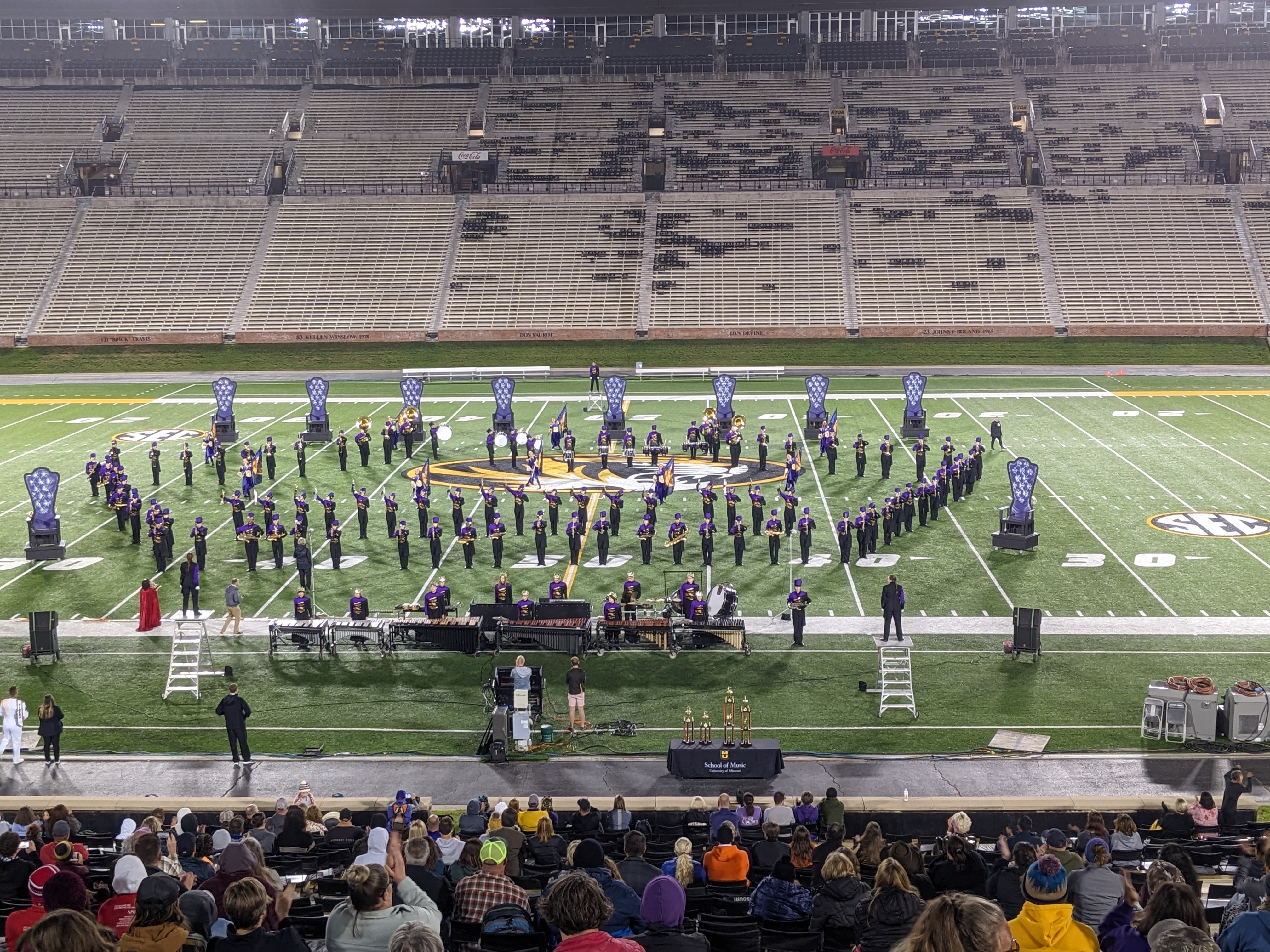 PXL 20221016 015235572