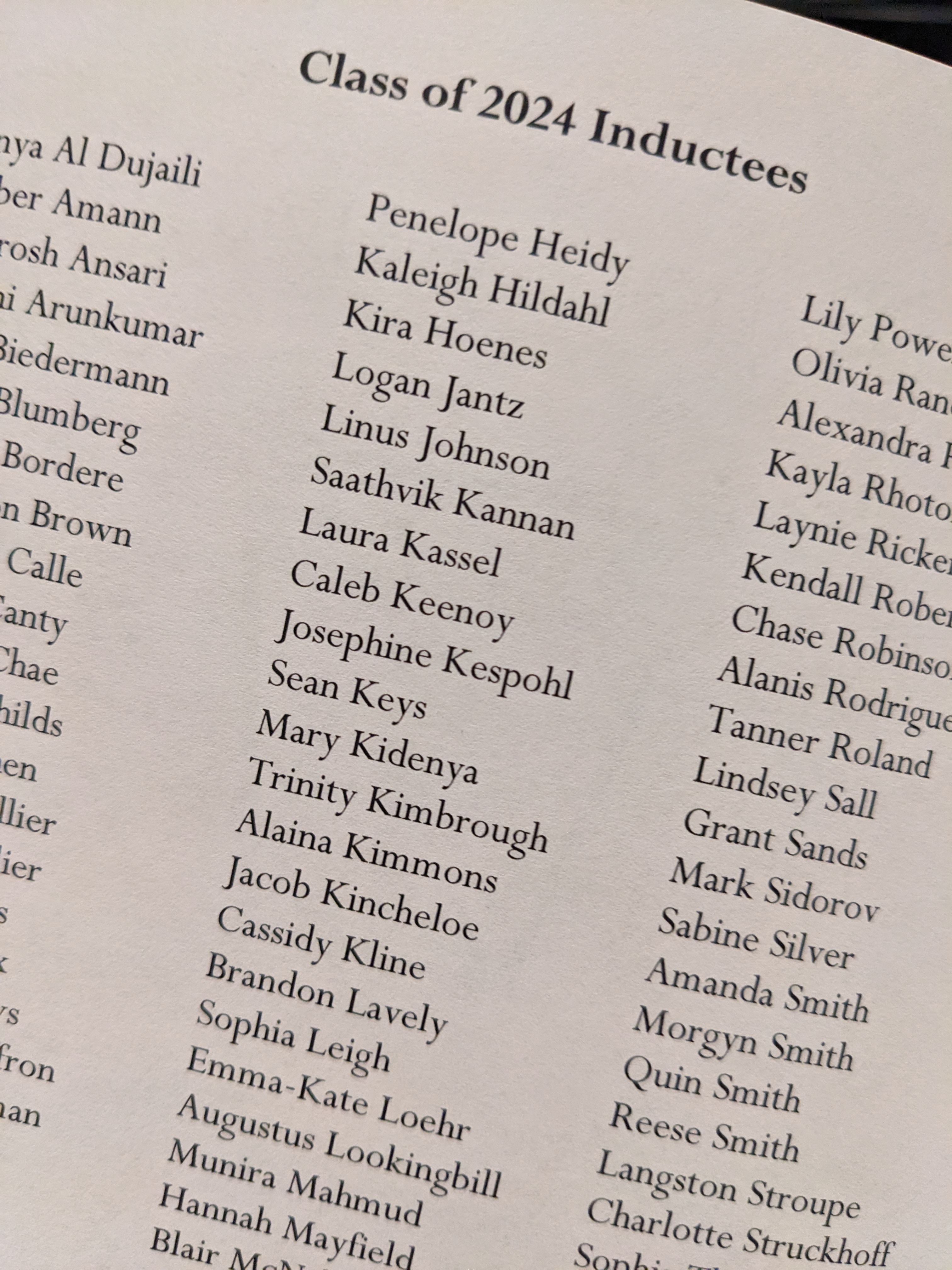 PXL 20230517 235203128