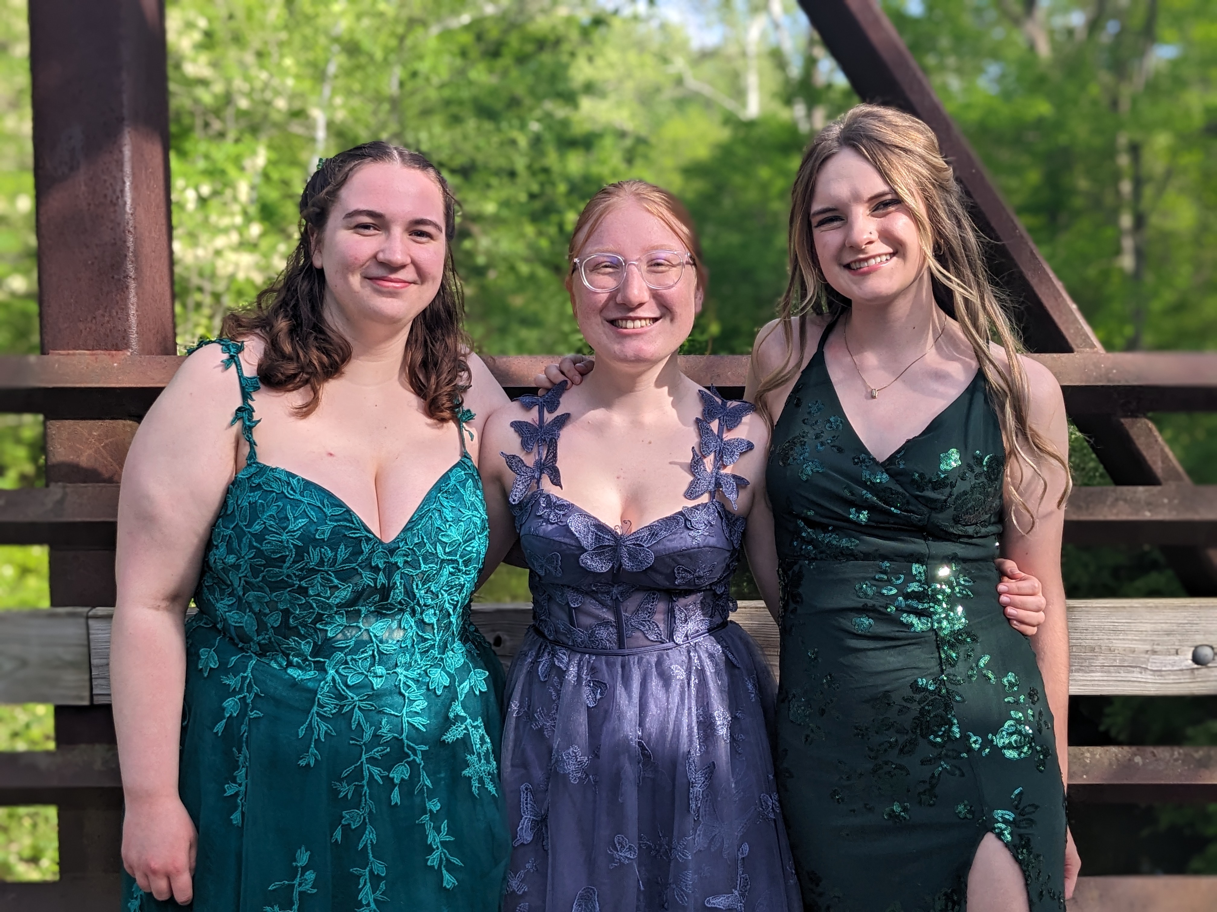 PXL 20240504 221545932.PORTRAIT