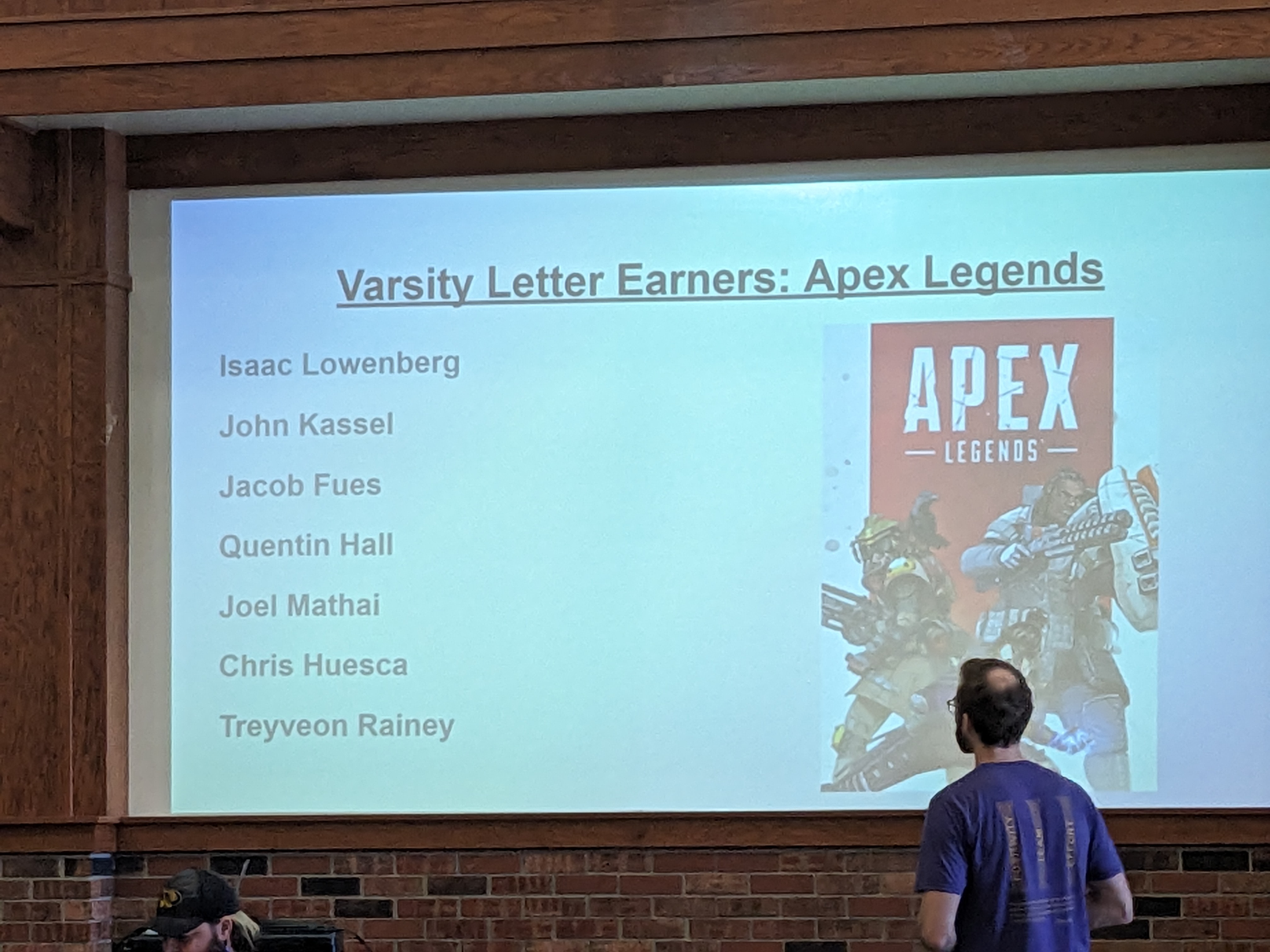 PXL 20240517 215615548