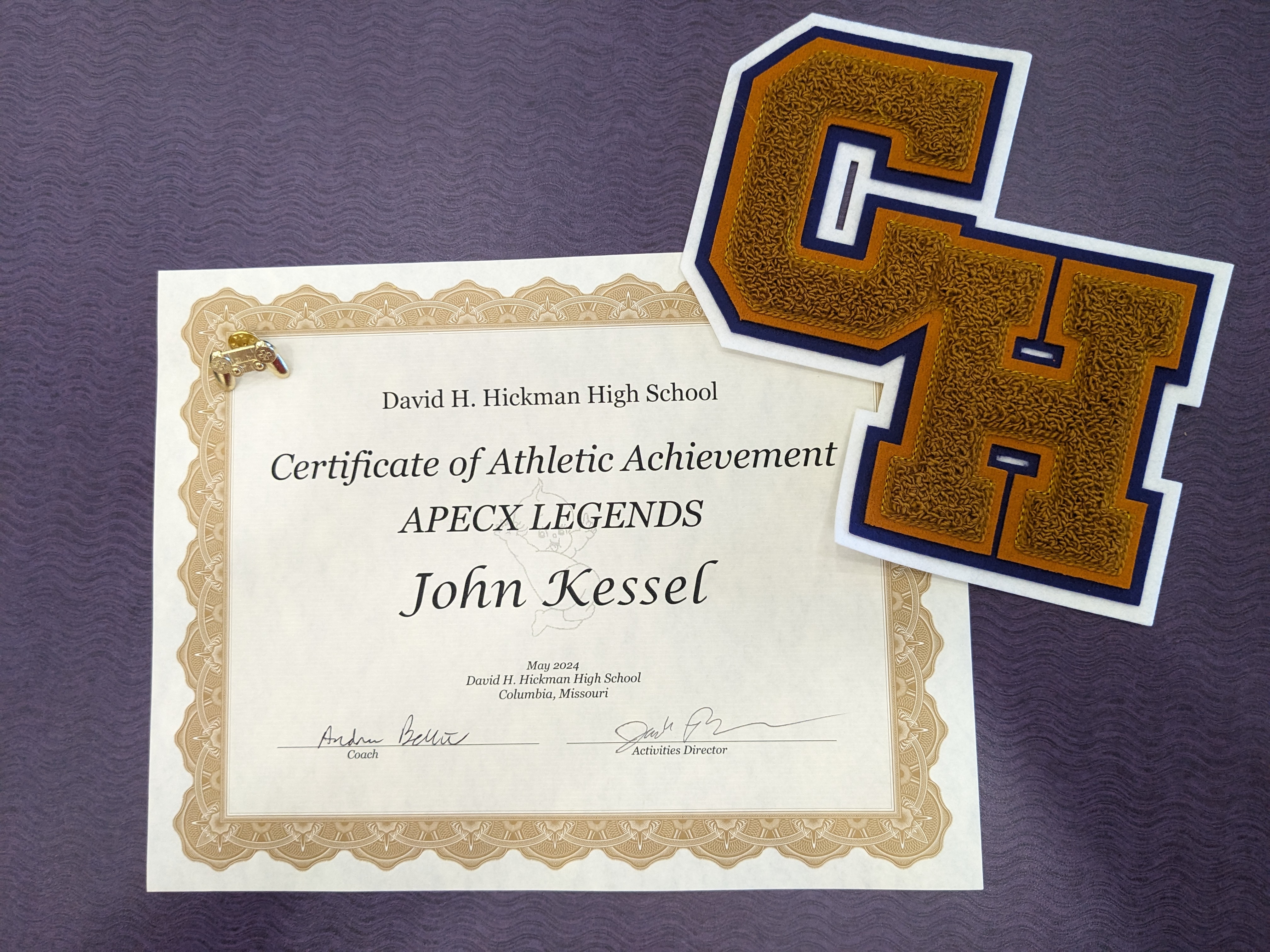 PXL 20240517 215852310