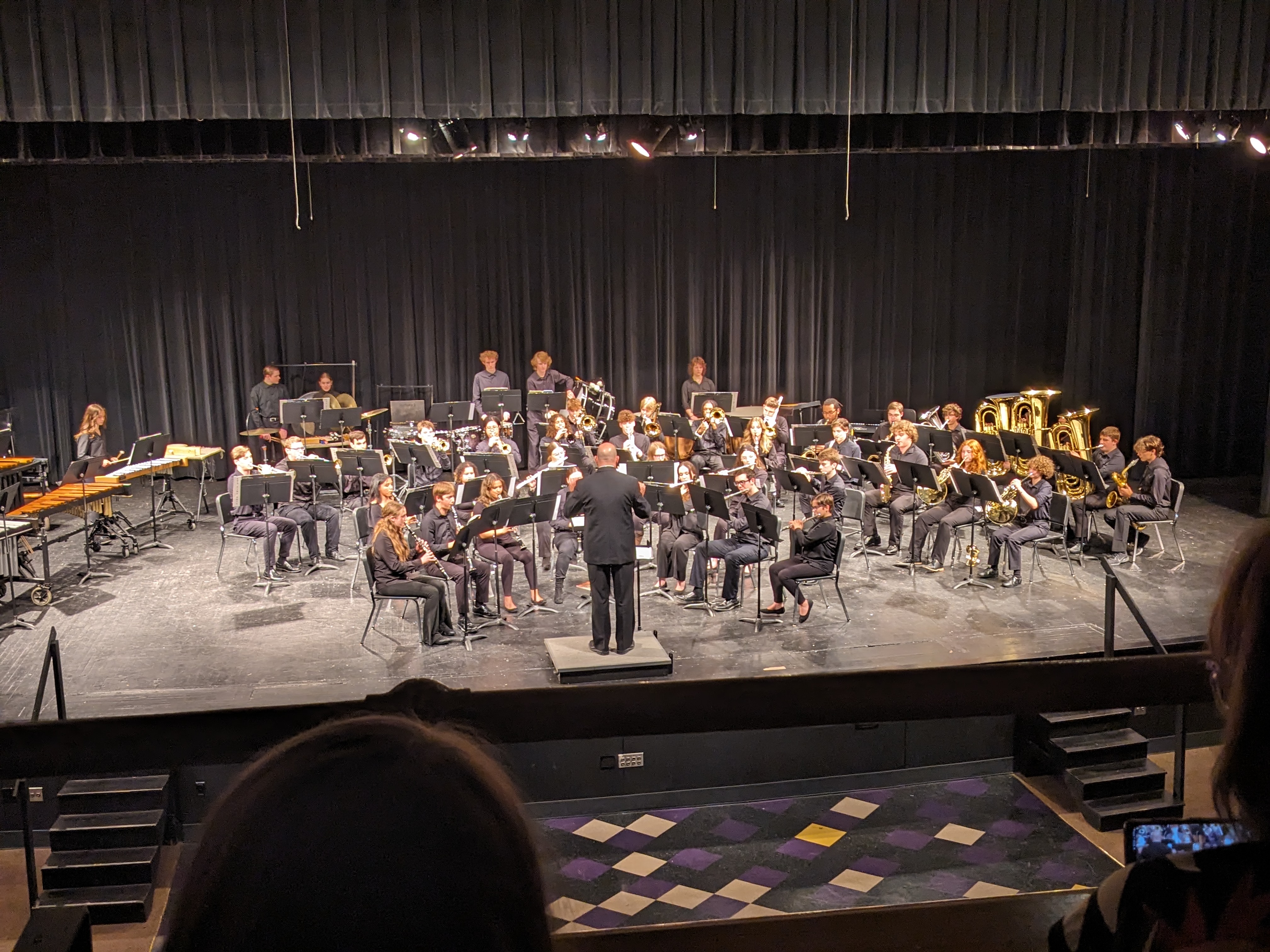 PXL 20240508 003021706