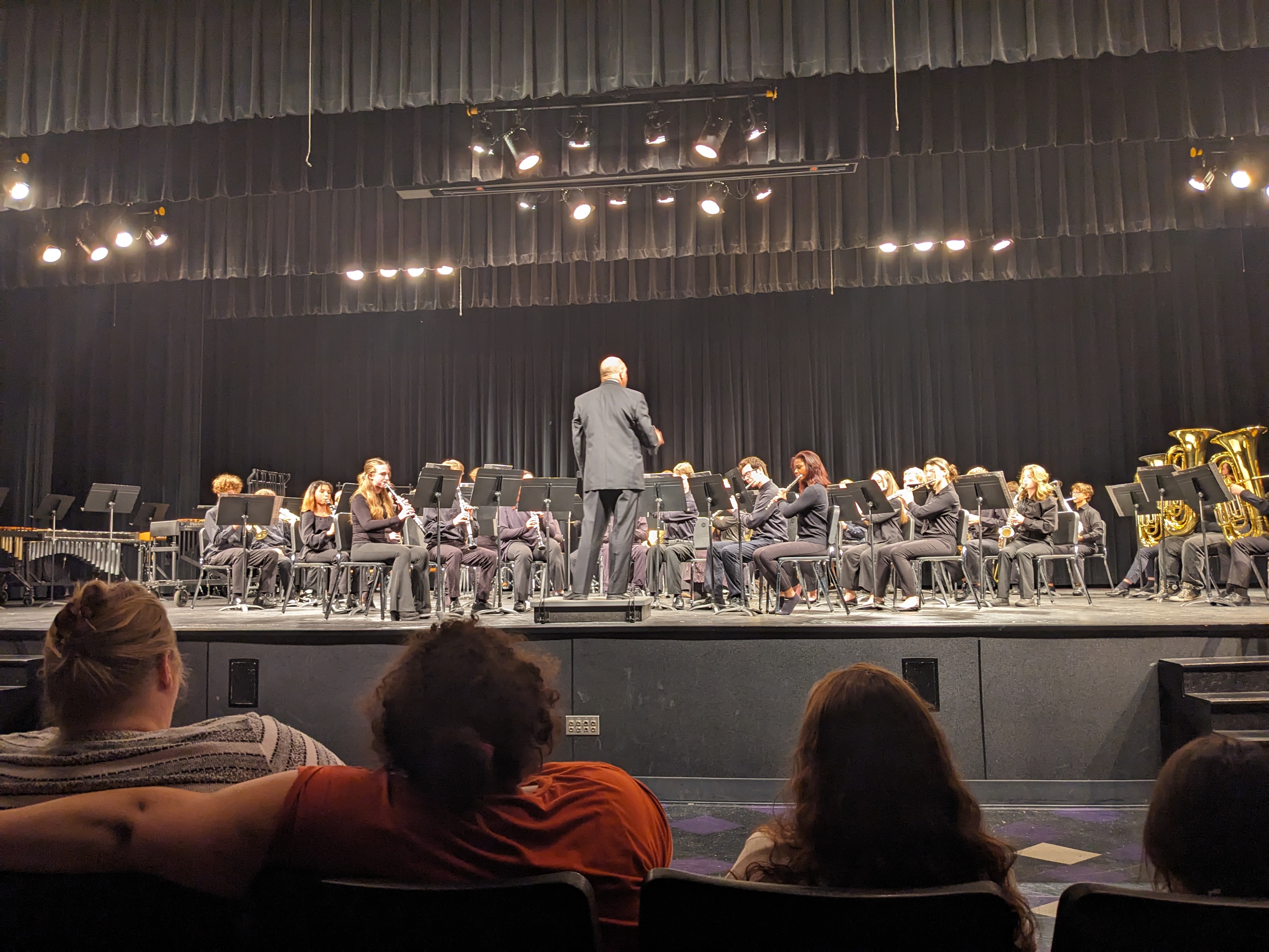 PXL 20231018 002522945