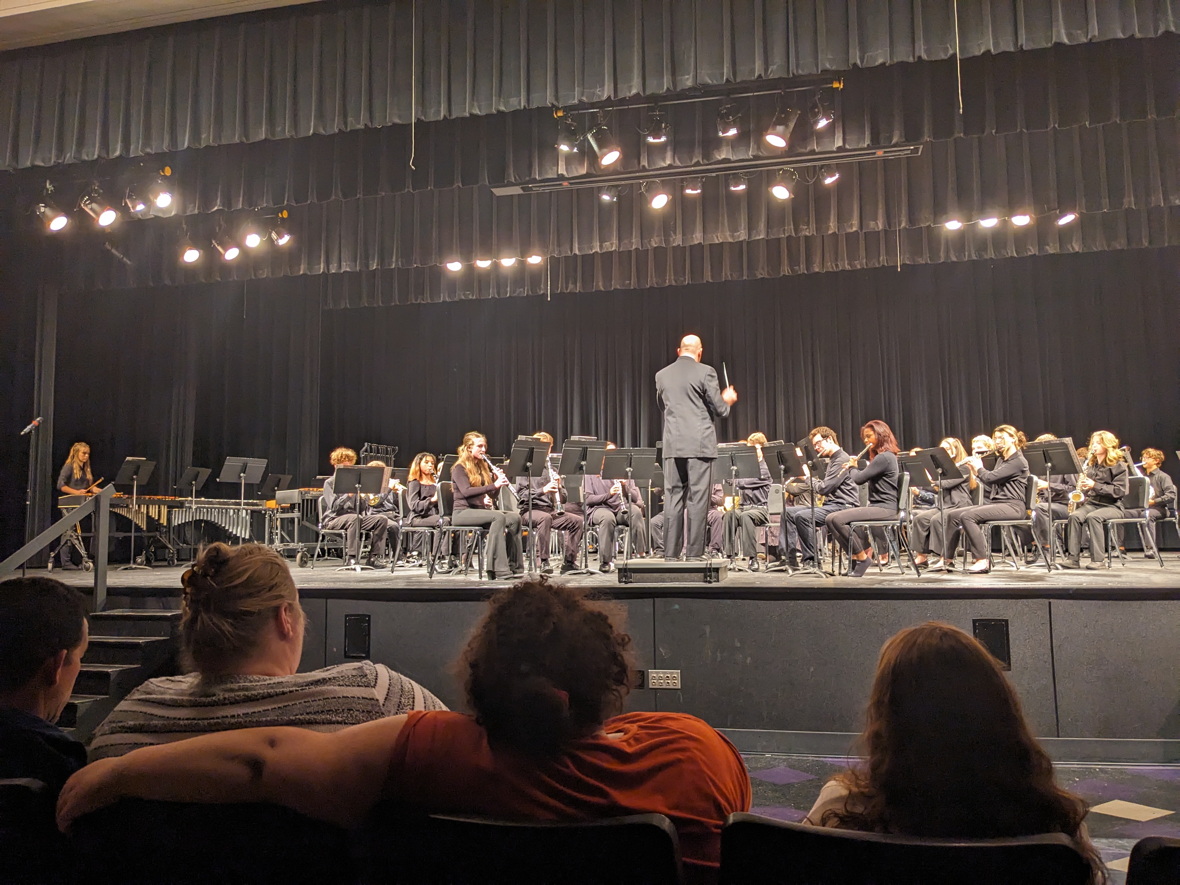 PXL 20231018 002525722