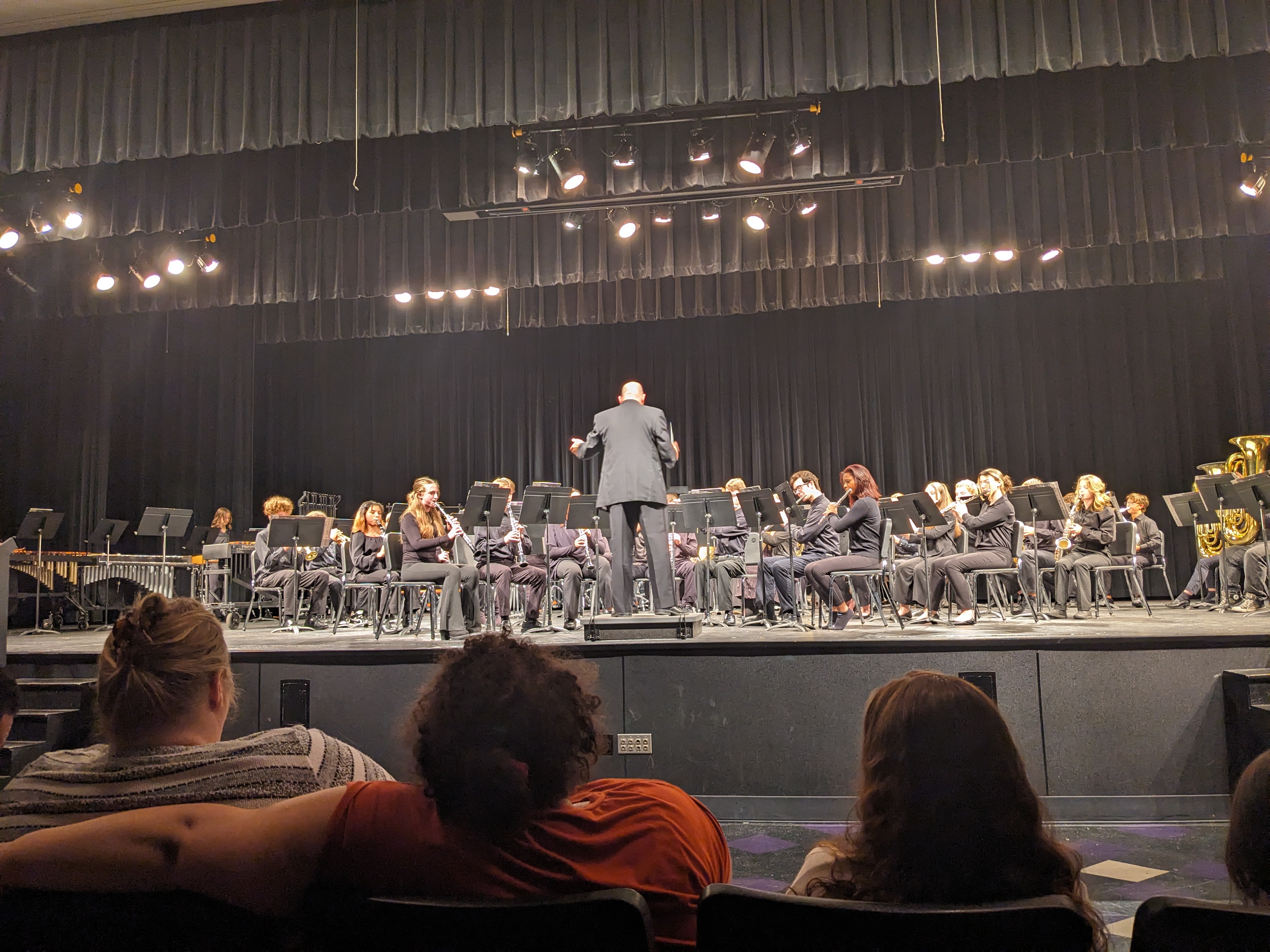 PXL 20231018 002538855