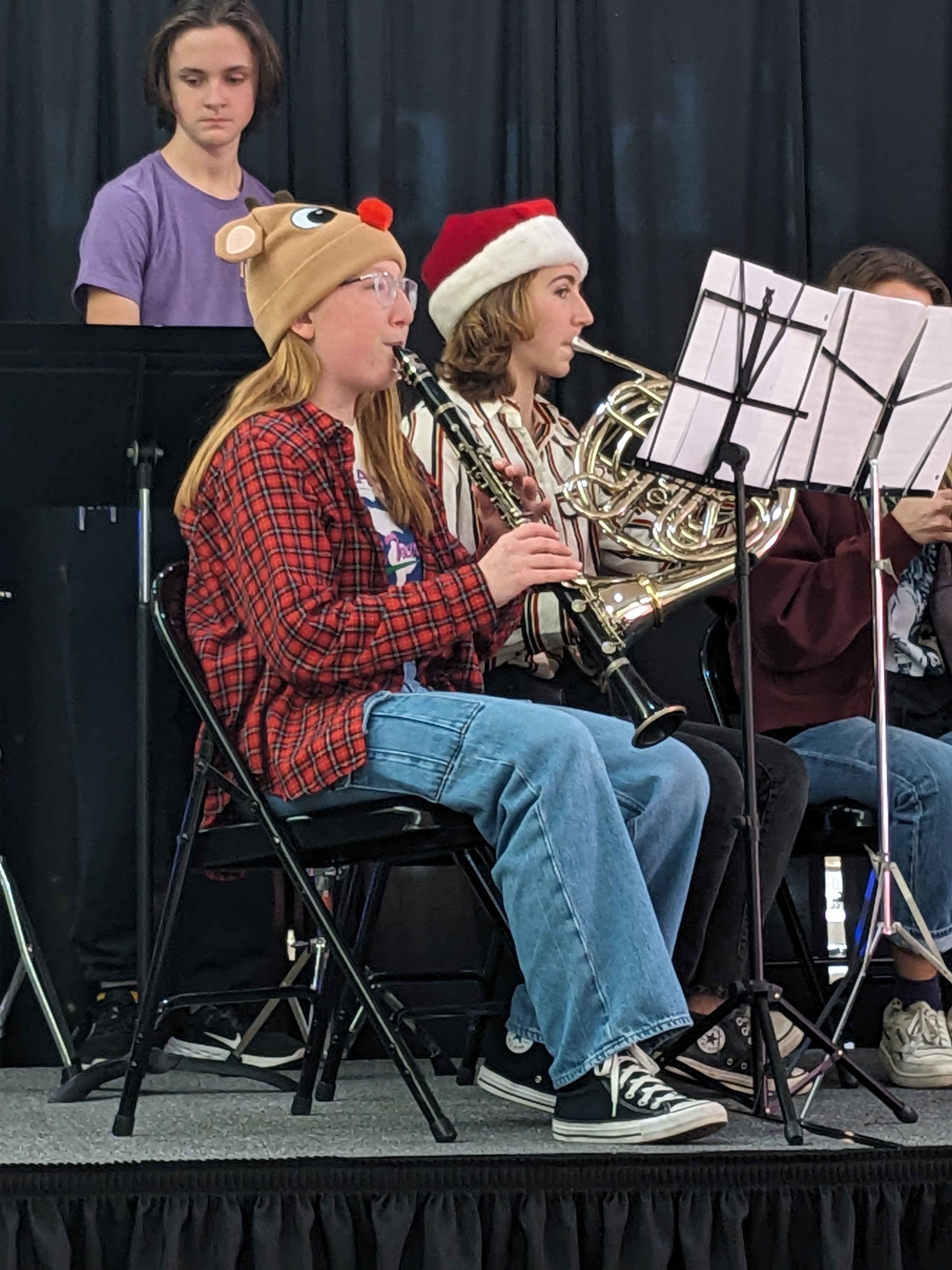 PXL 20231214 001742353