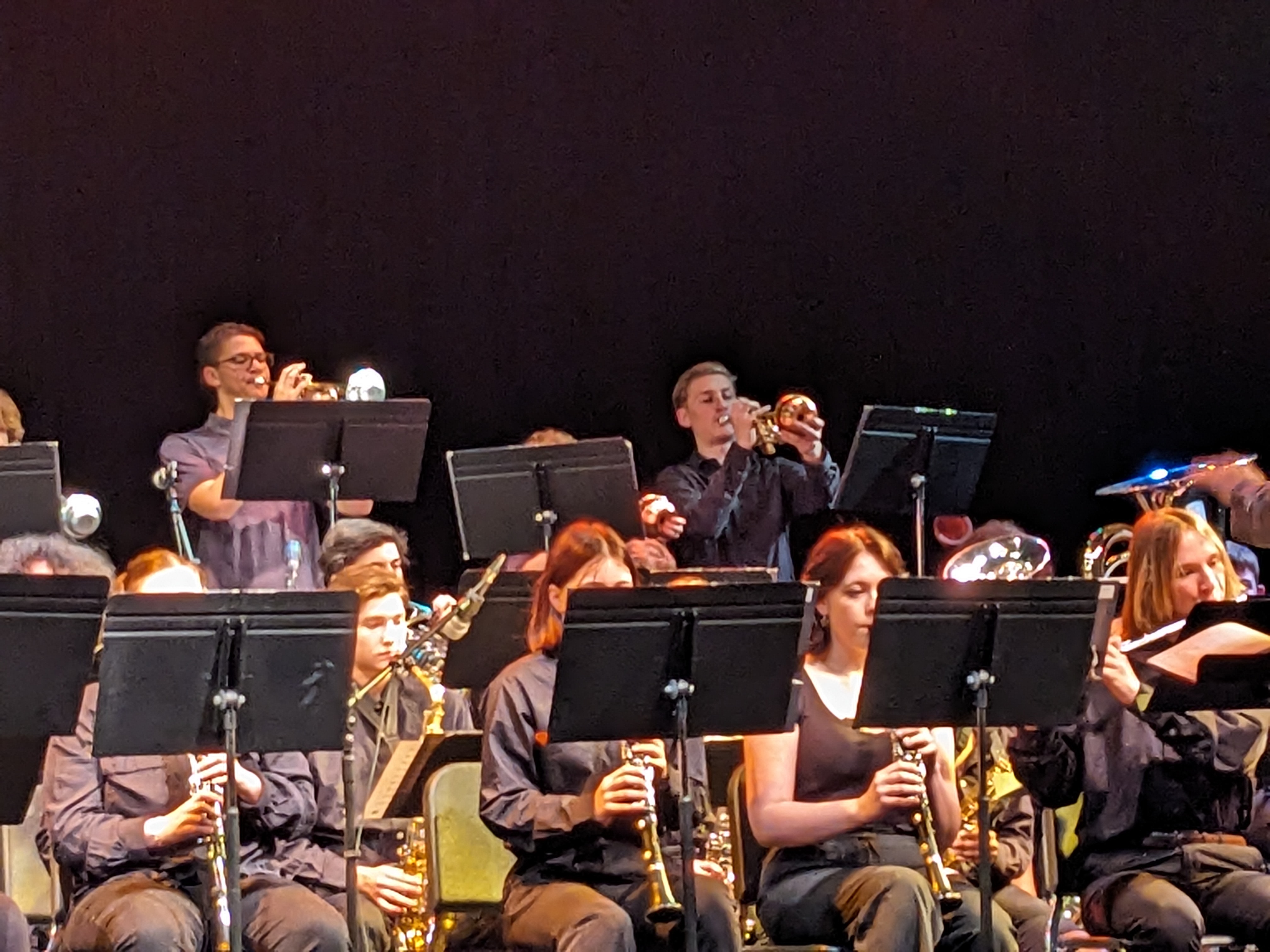 PXL 20240430 232131783