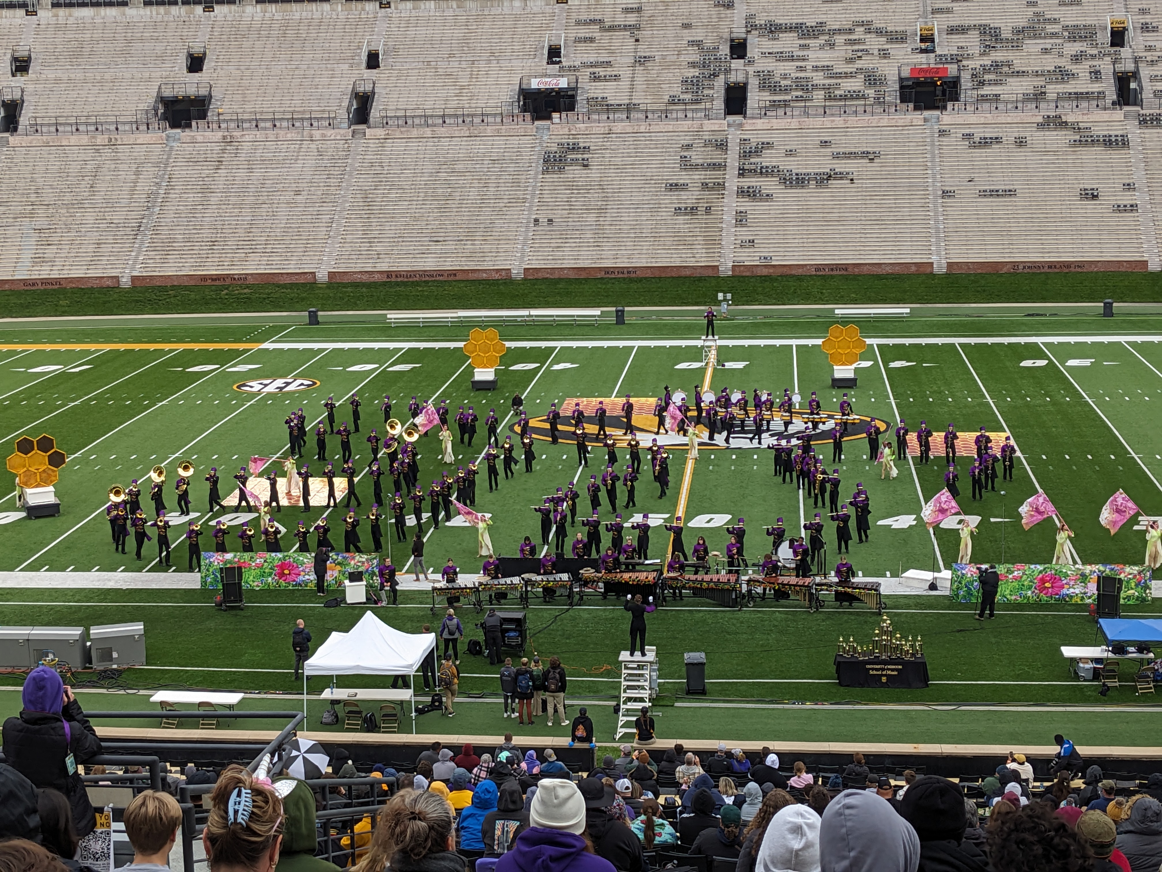 PXL 20231014 215048317