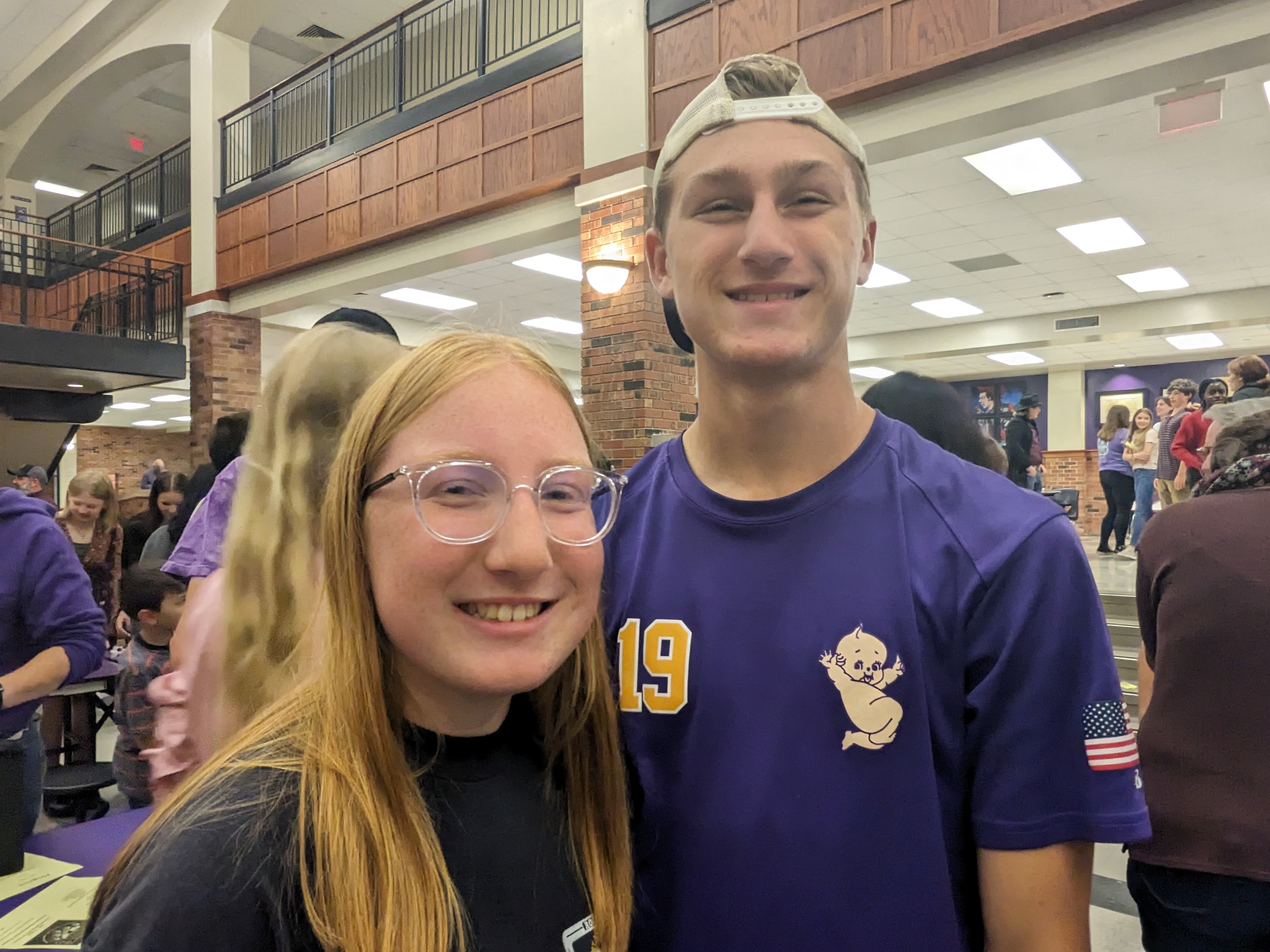 PXL 20231025 014129485