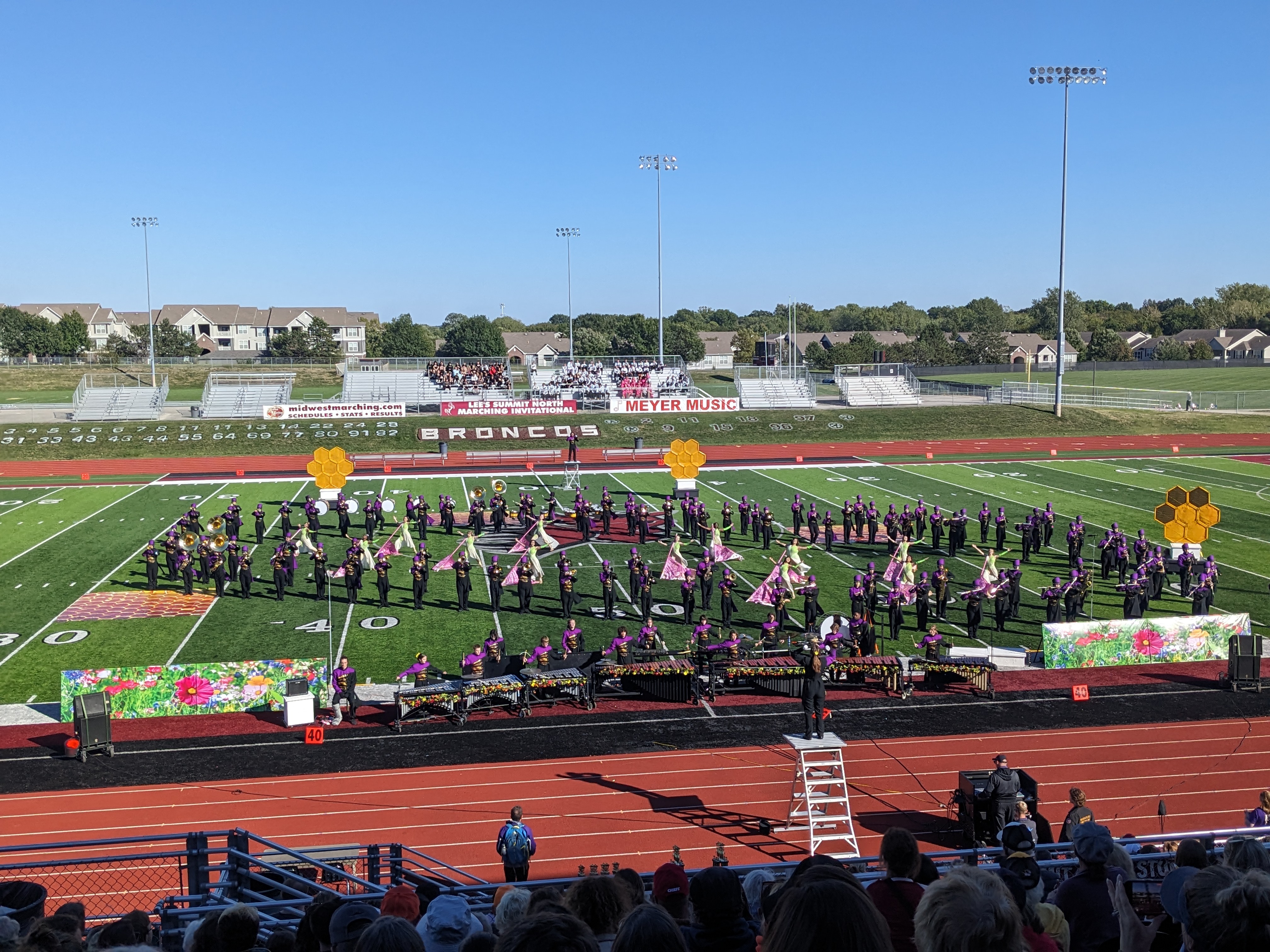 PXL 20231007 205457372