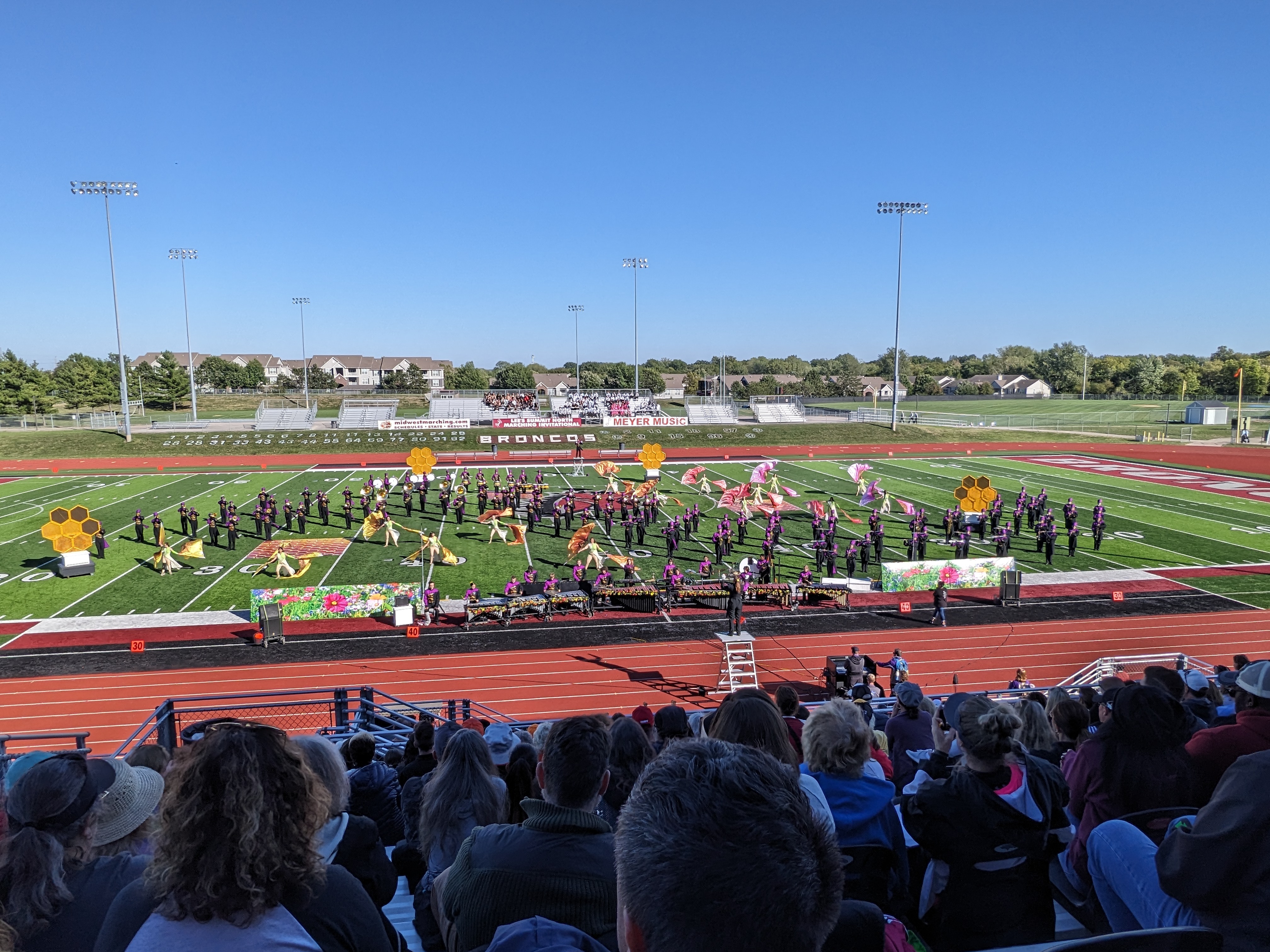 PXL 20231007 205605806