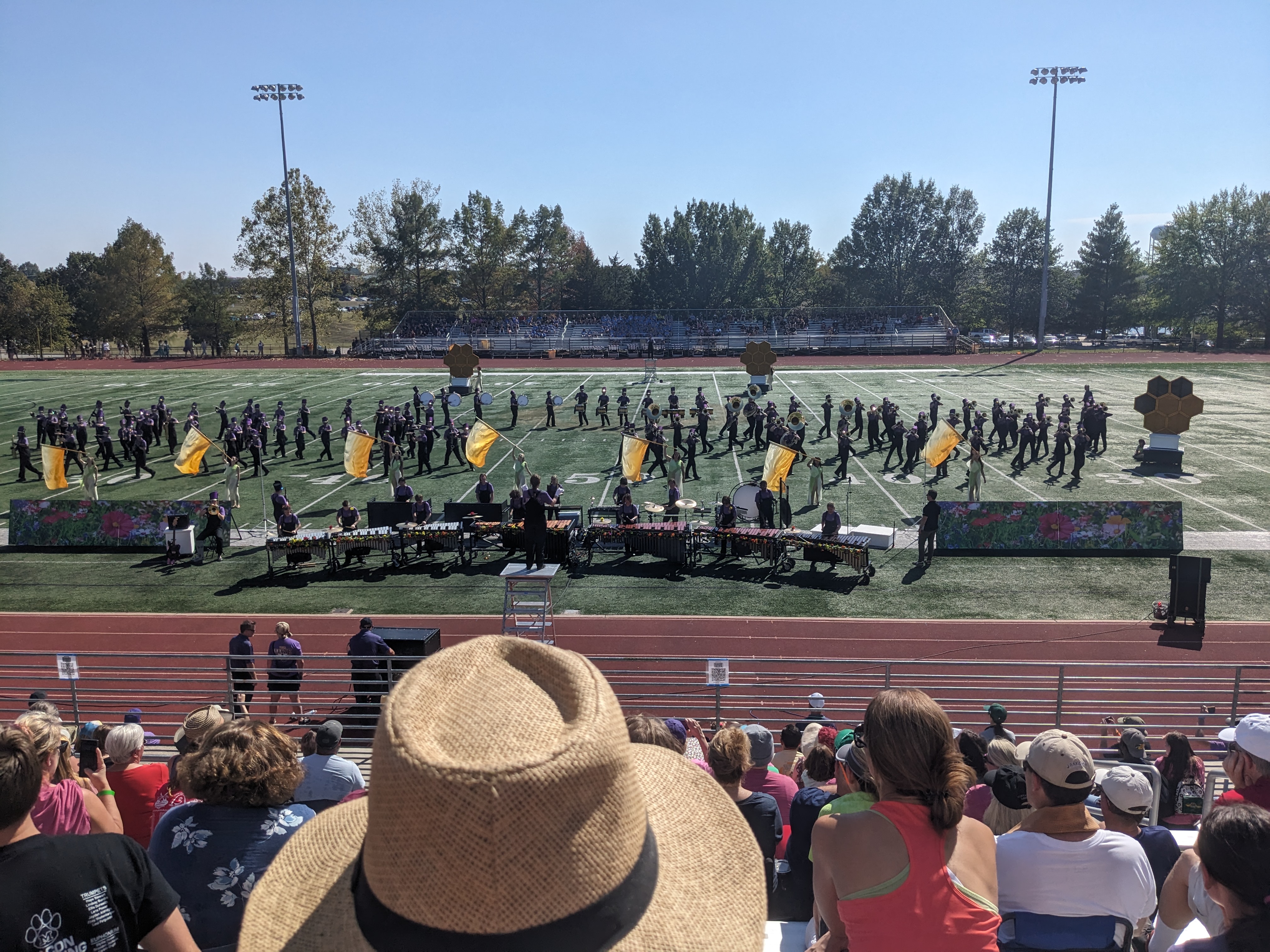 PXL 20230930 192358358