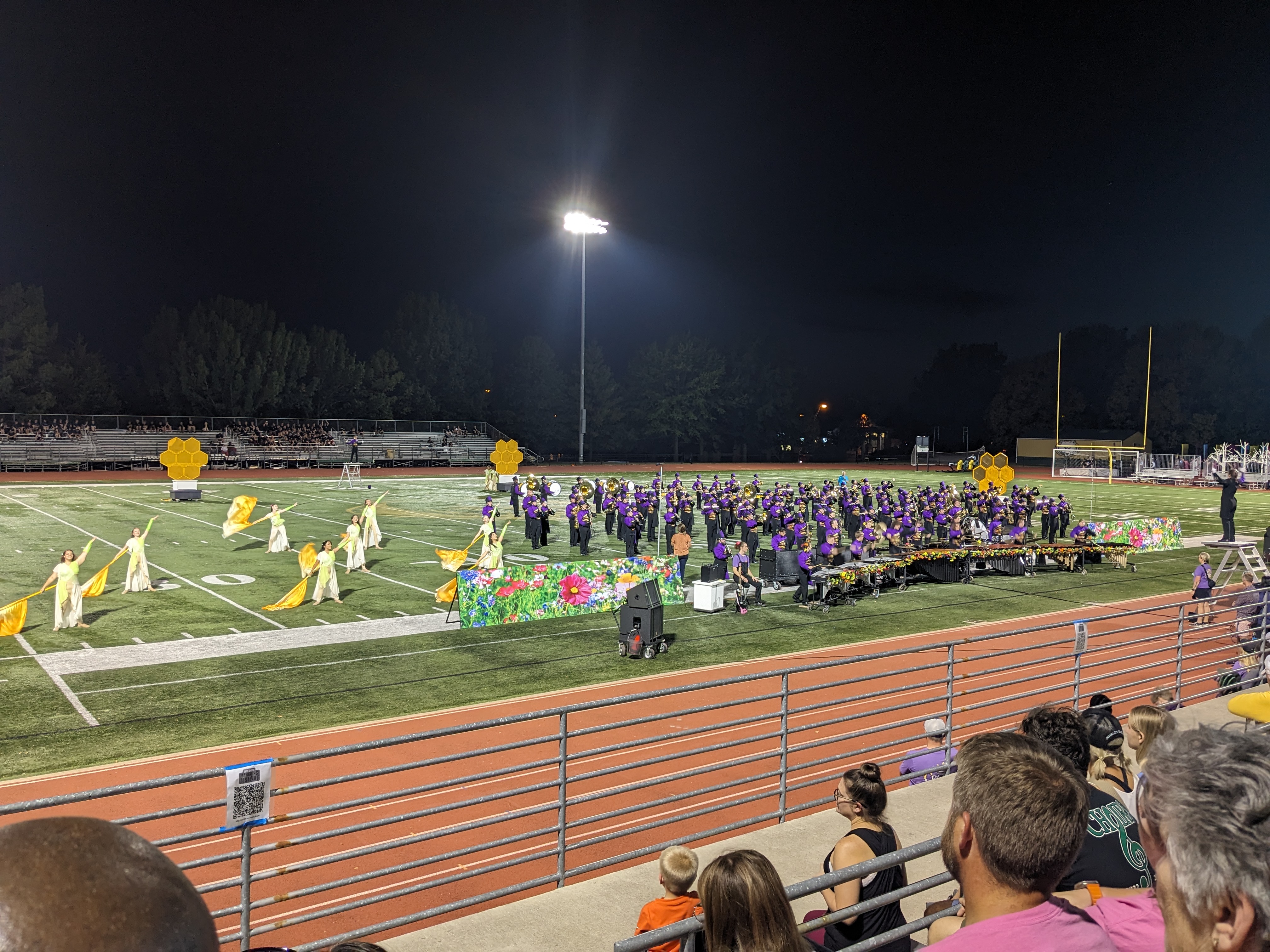 PXL 20231001 003708096