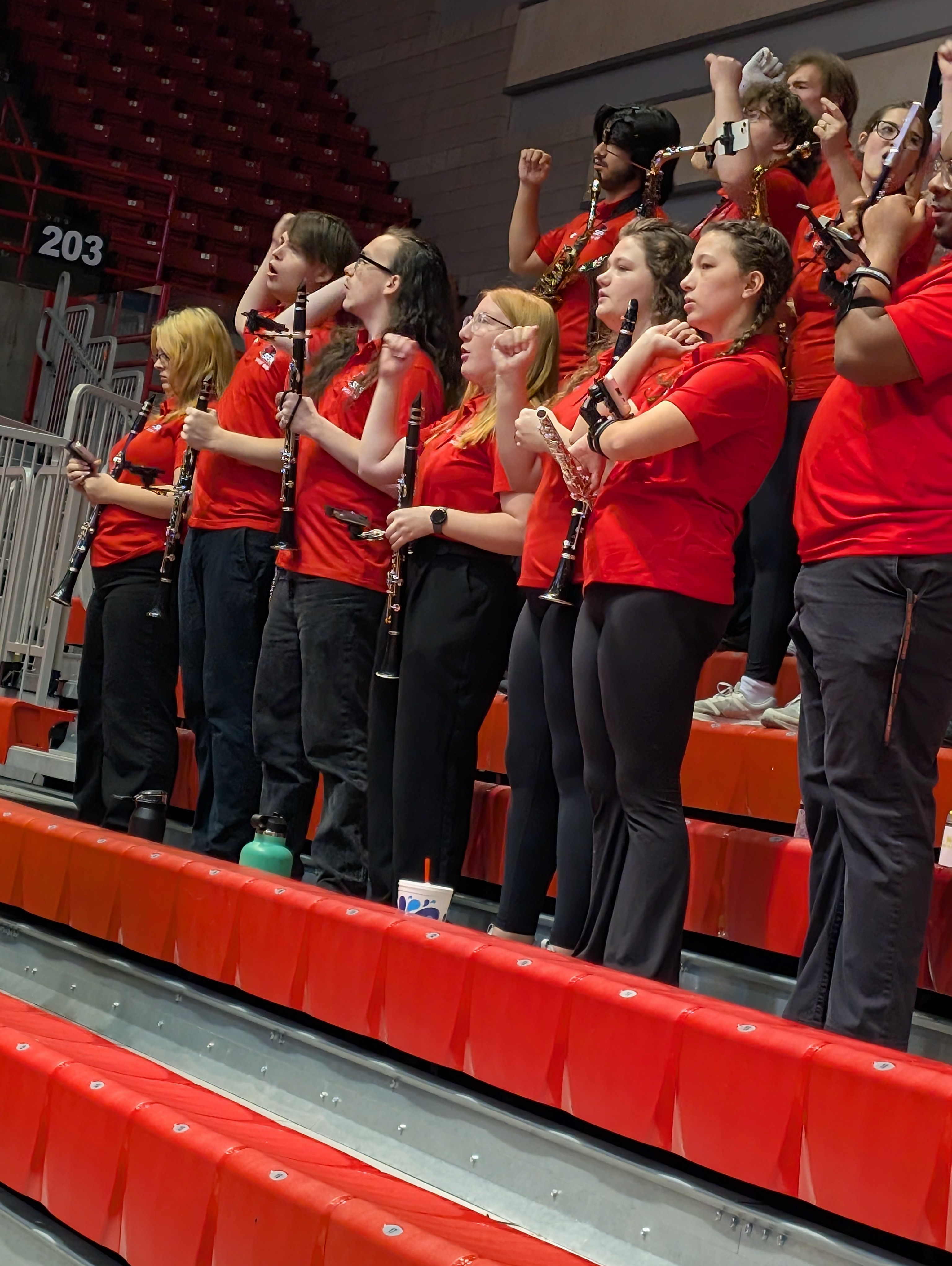 PXL 20250111 215848804