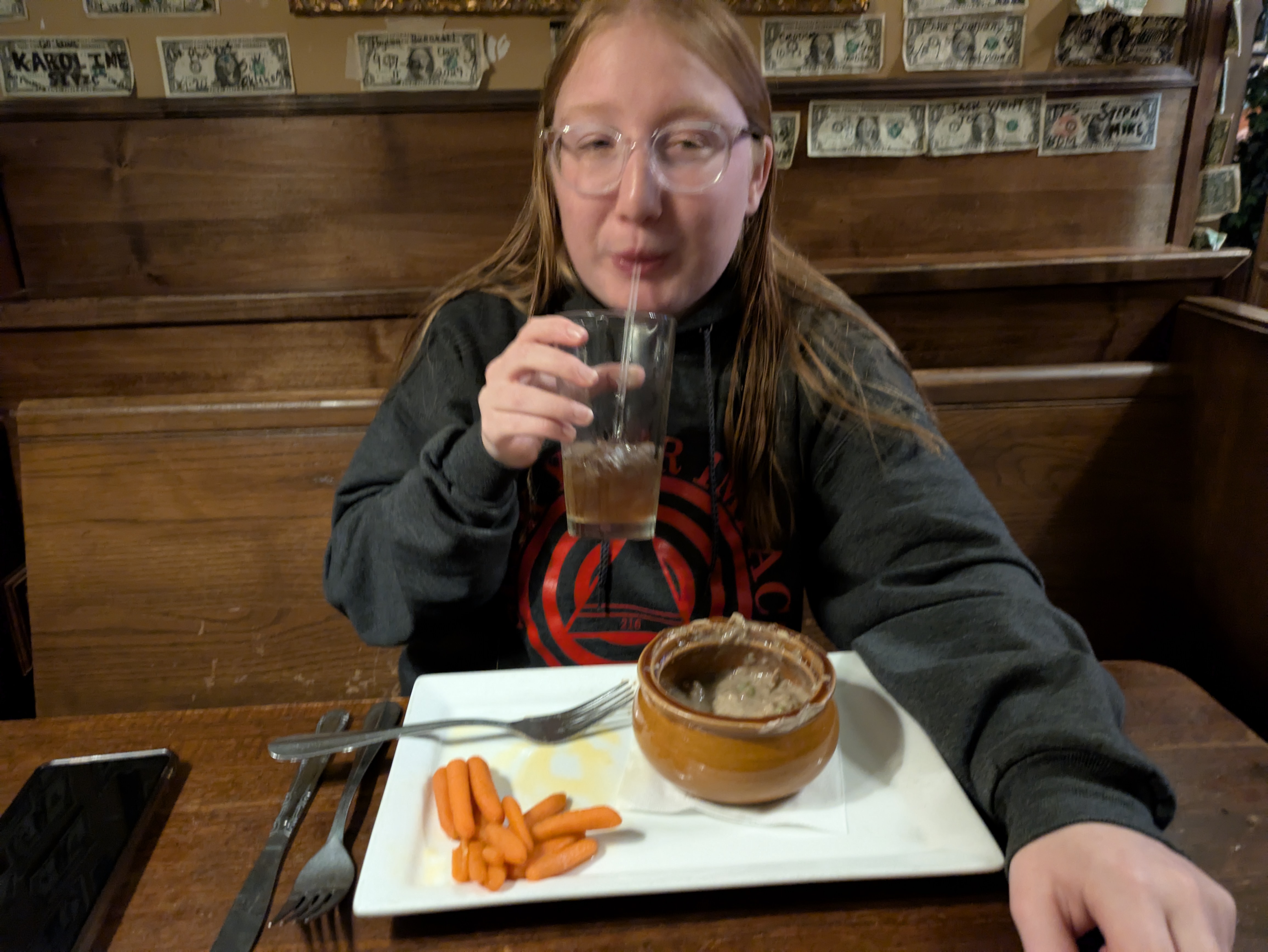 PXL 20250216 013255578.RAW 01.COVER