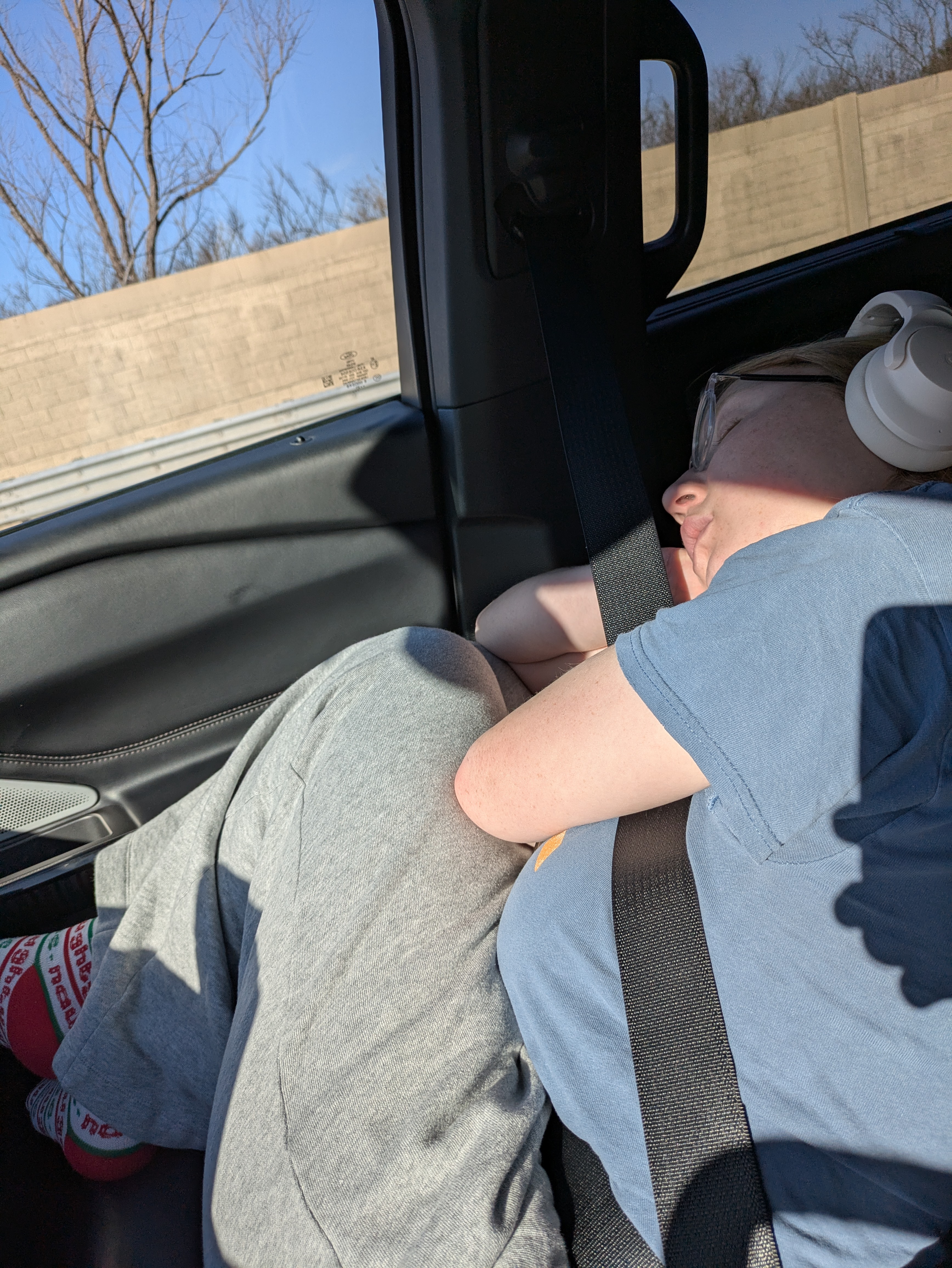 PXL 20250309 214434389.RAW 01.COVER