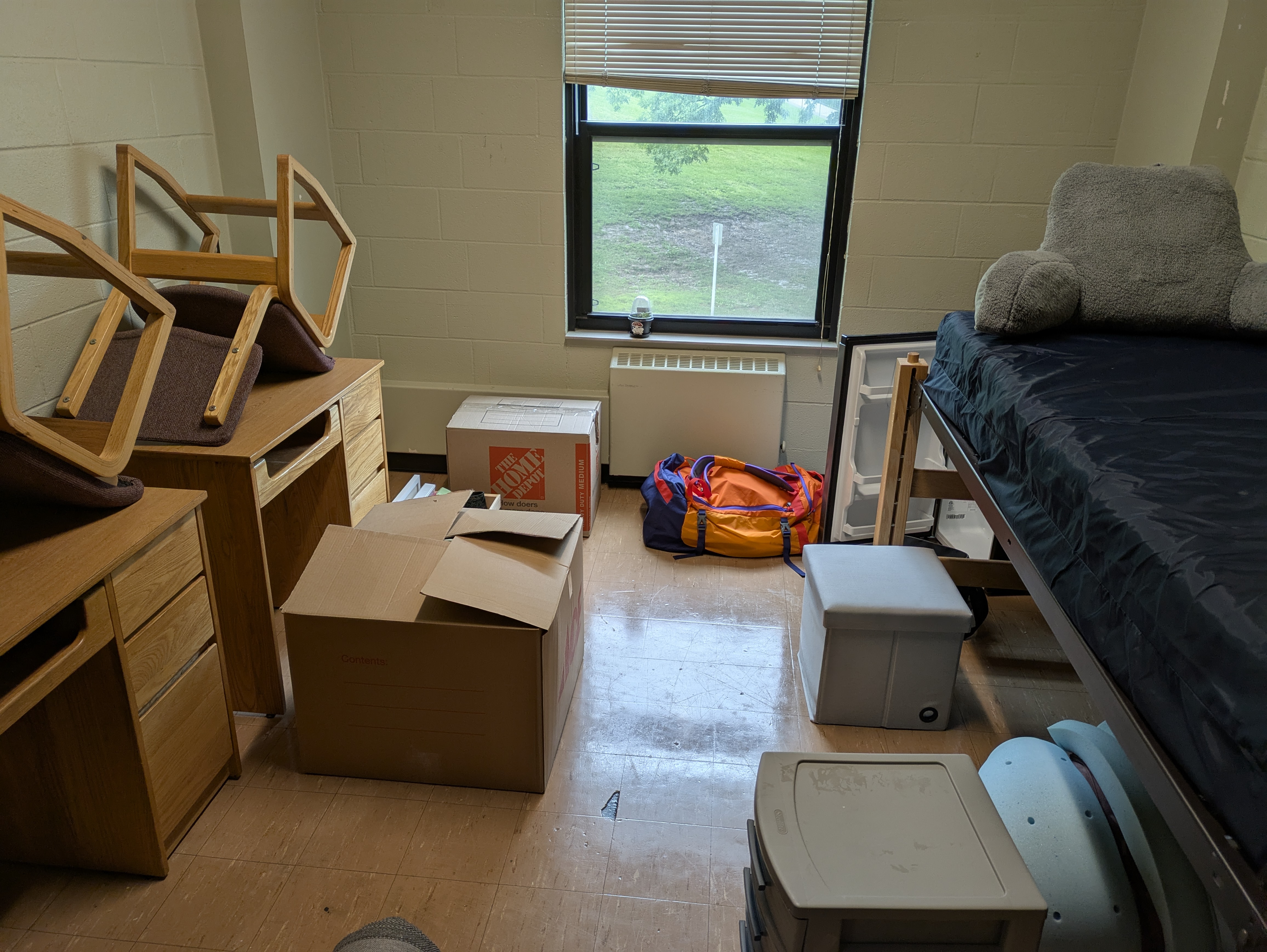 PXL 20250508 184548822.RAW 01.MP.COVER