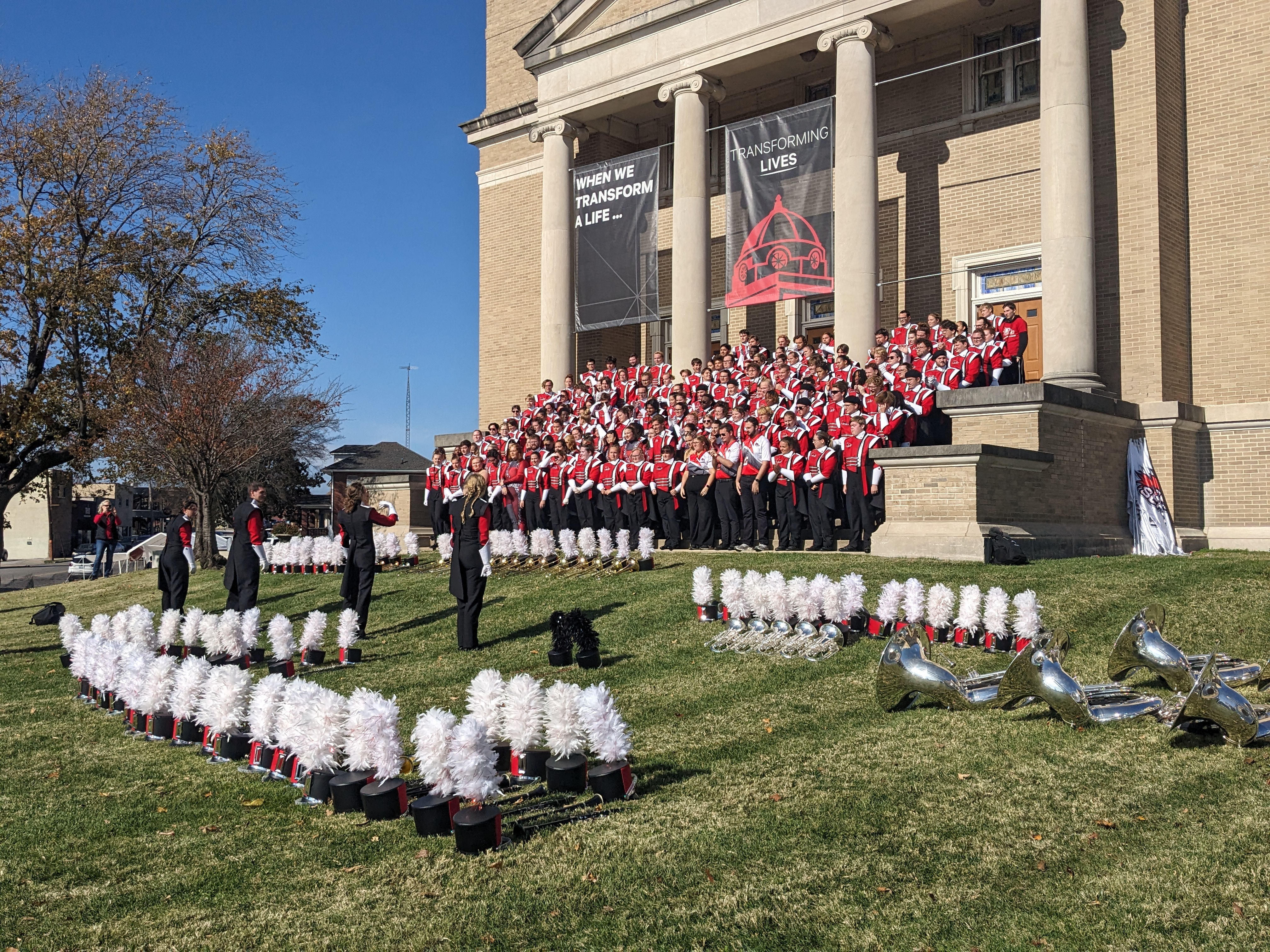 PXL 20241116 181833076