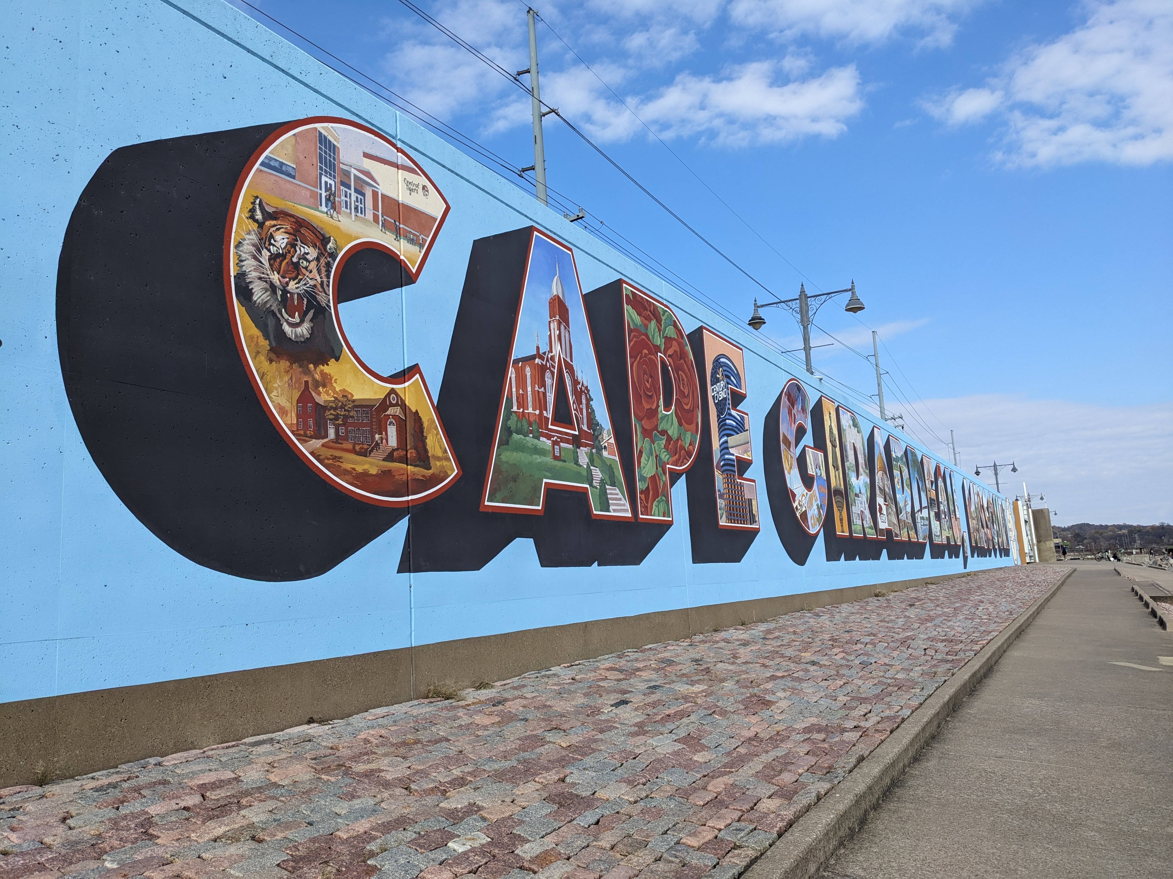 PXL 20241117 165554307